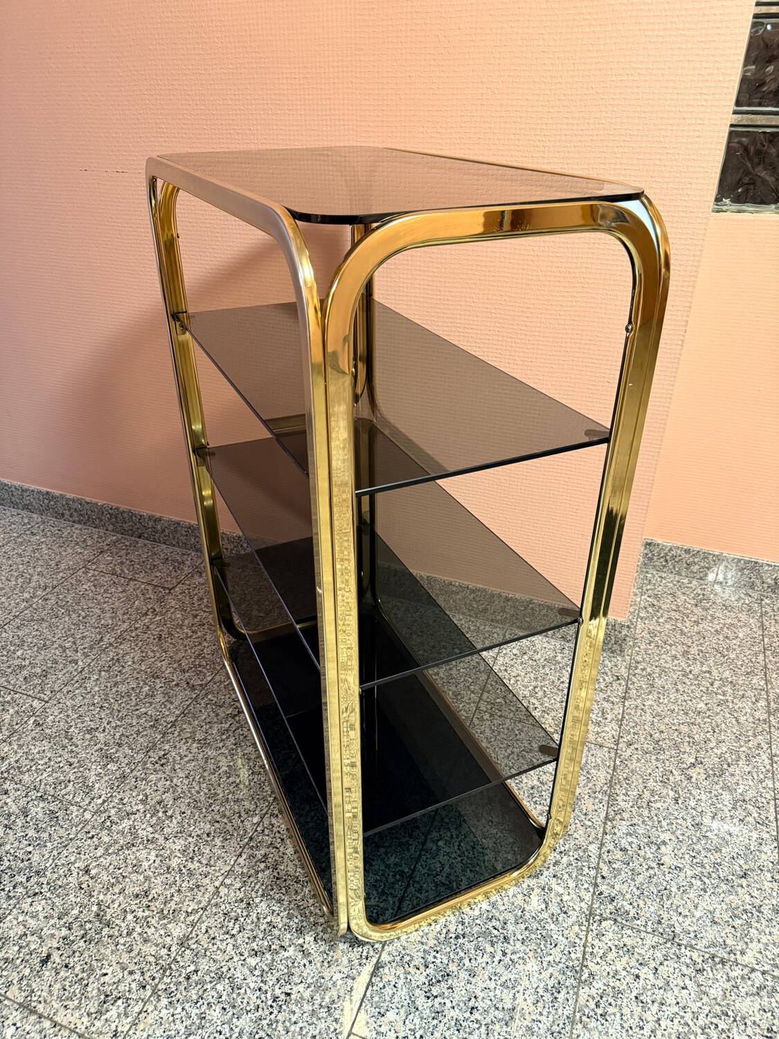 Vintage shelf in brass and smoked glass – Italian work, circa 1970.