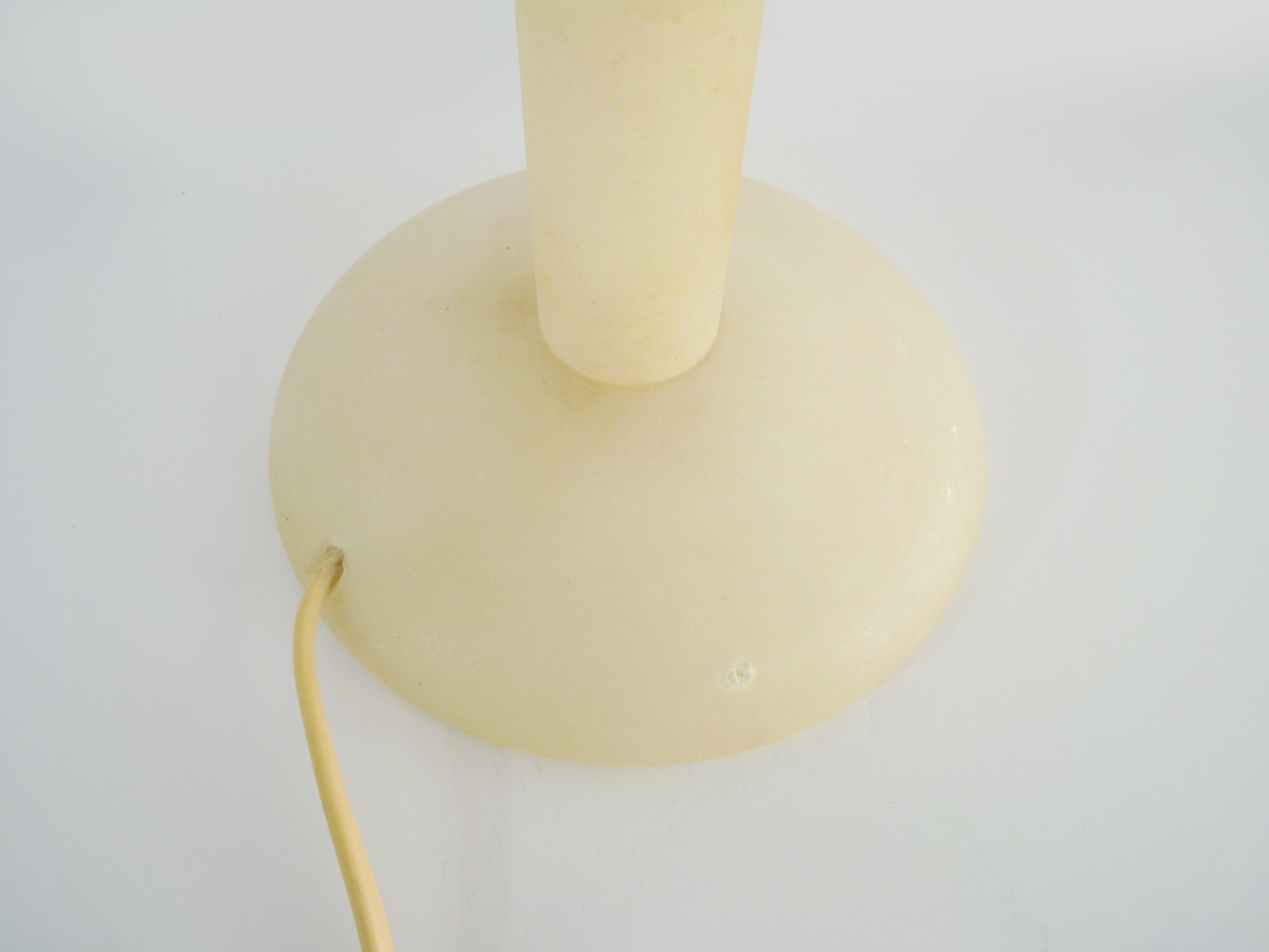Mushroom lamp in Spanish alabaster A Pegasan Spain. Year 70