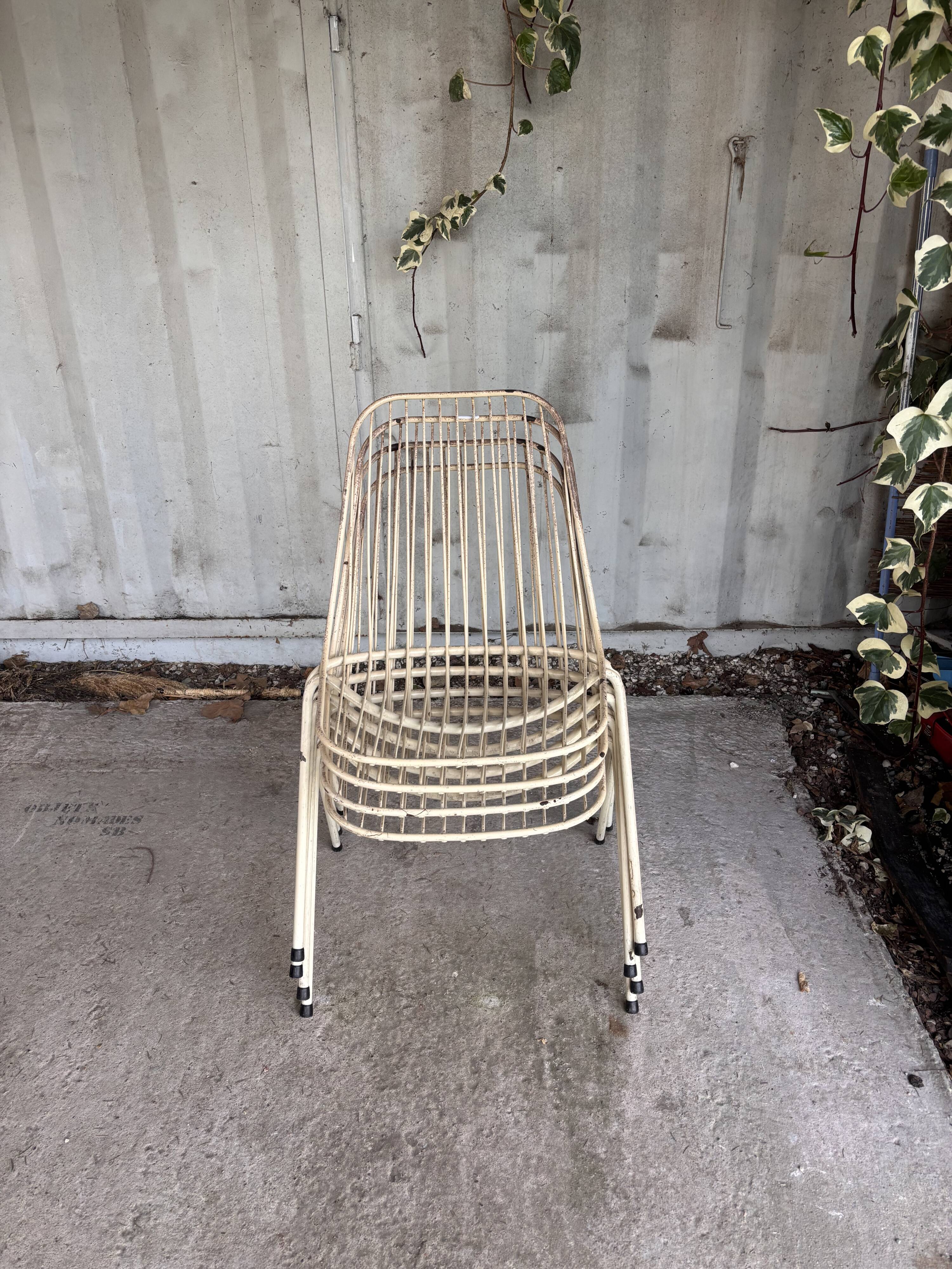 Vintage metal chair "Stella"