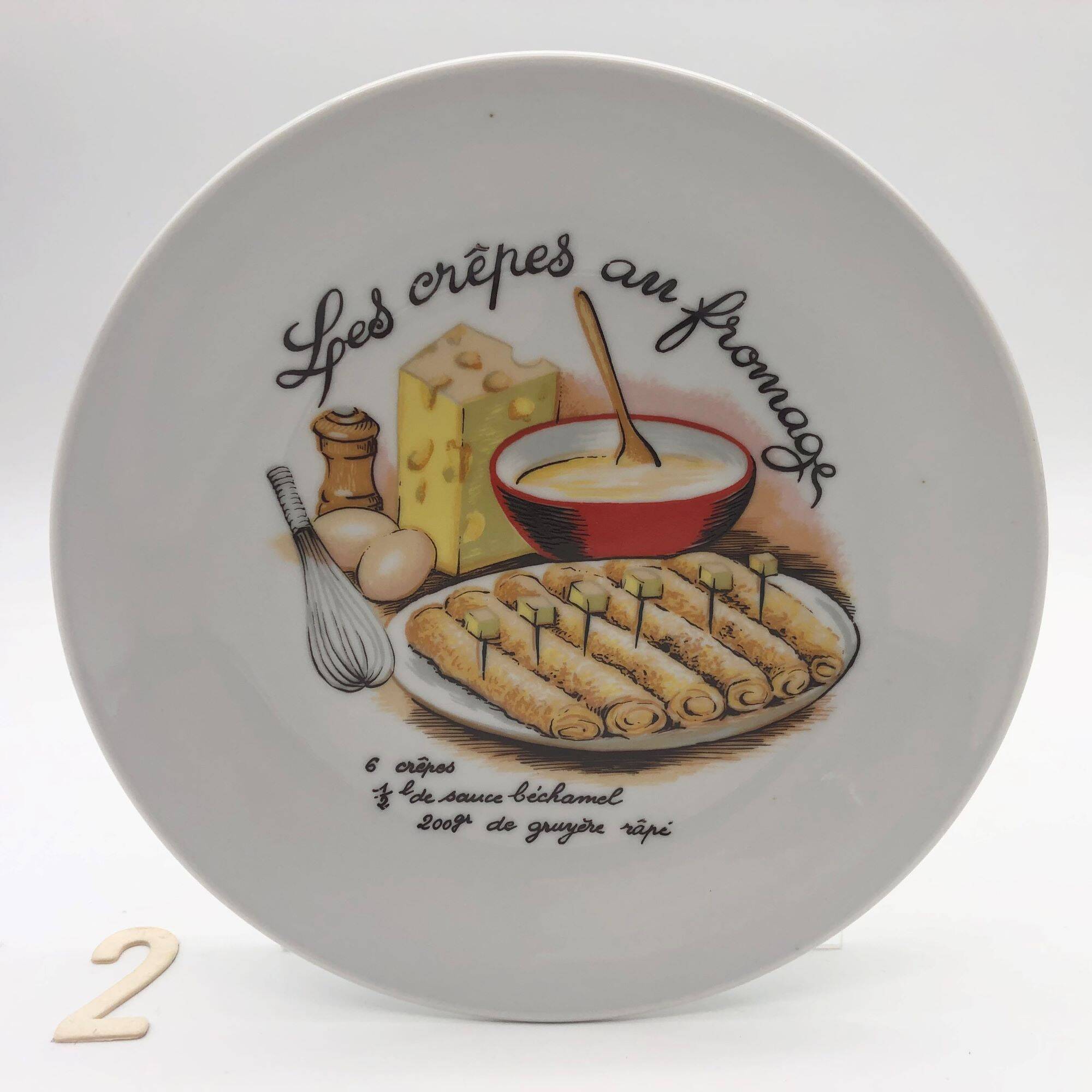 6 Crepe plates and its dish, in porcelain.