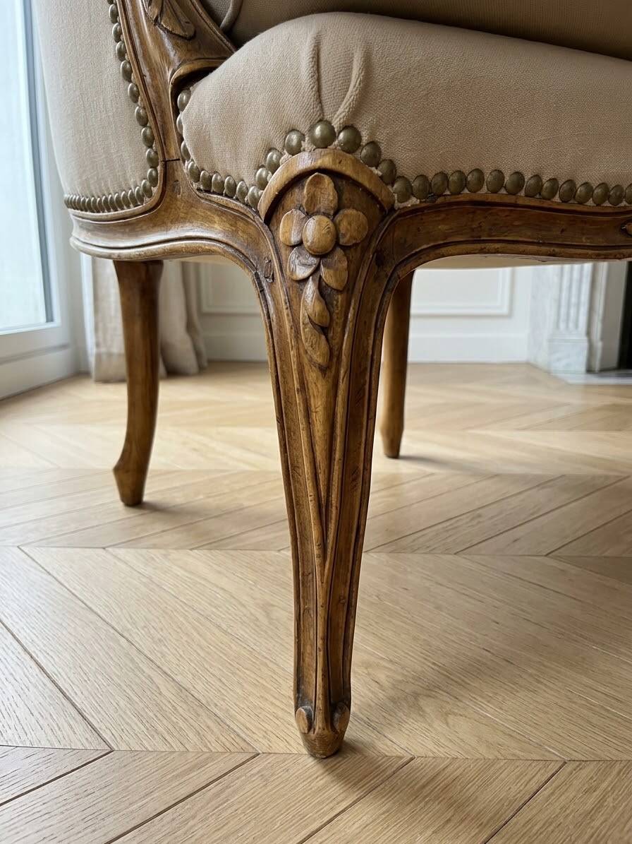 Pair of Louis XV armchairs in wood and beige fabric.