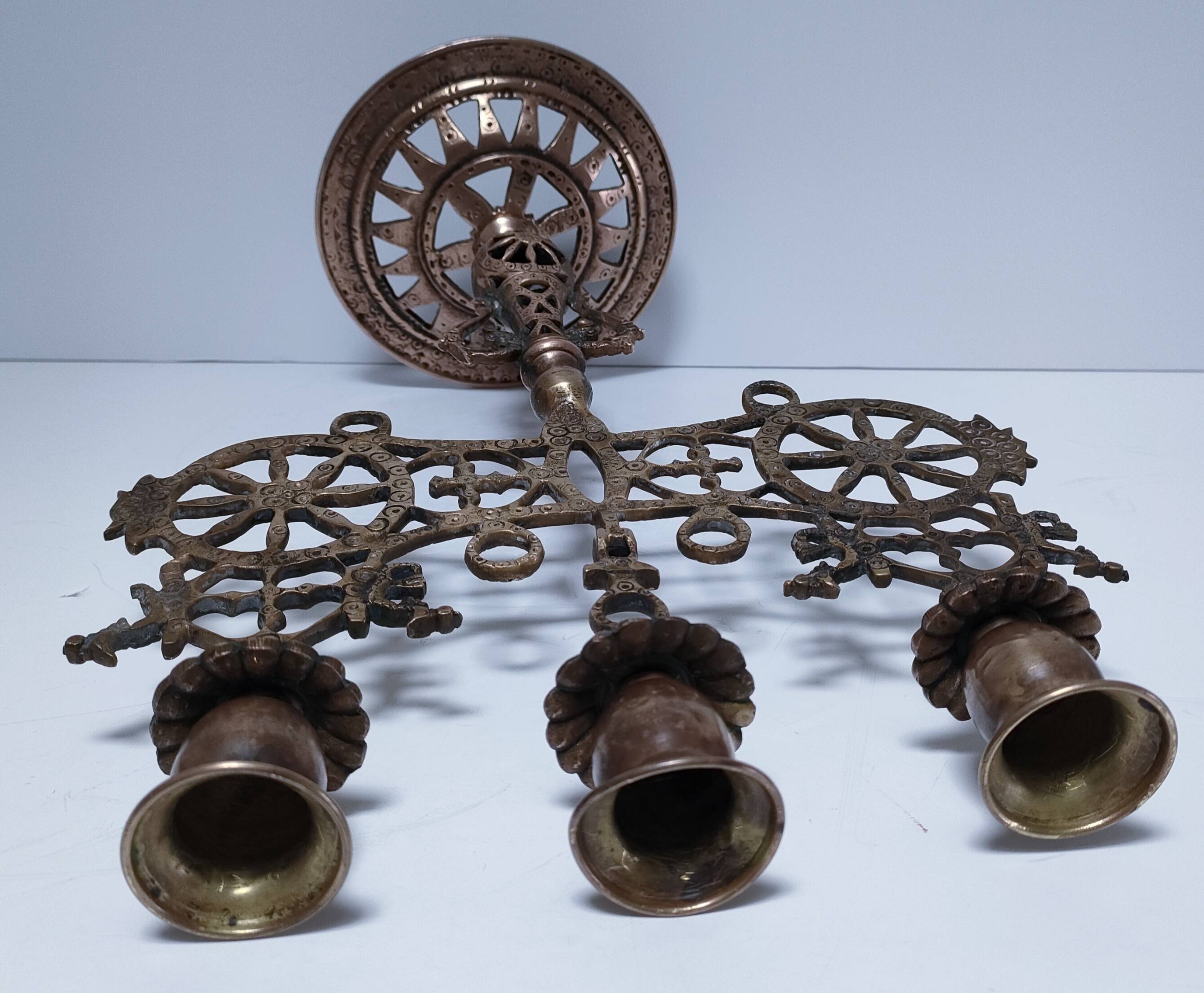 candelabrum decorative peacock wheels solid brass three lights
