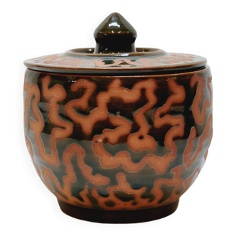 Covered pot in glazed terracotta ceramic