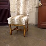 Chair in fake fur like new.