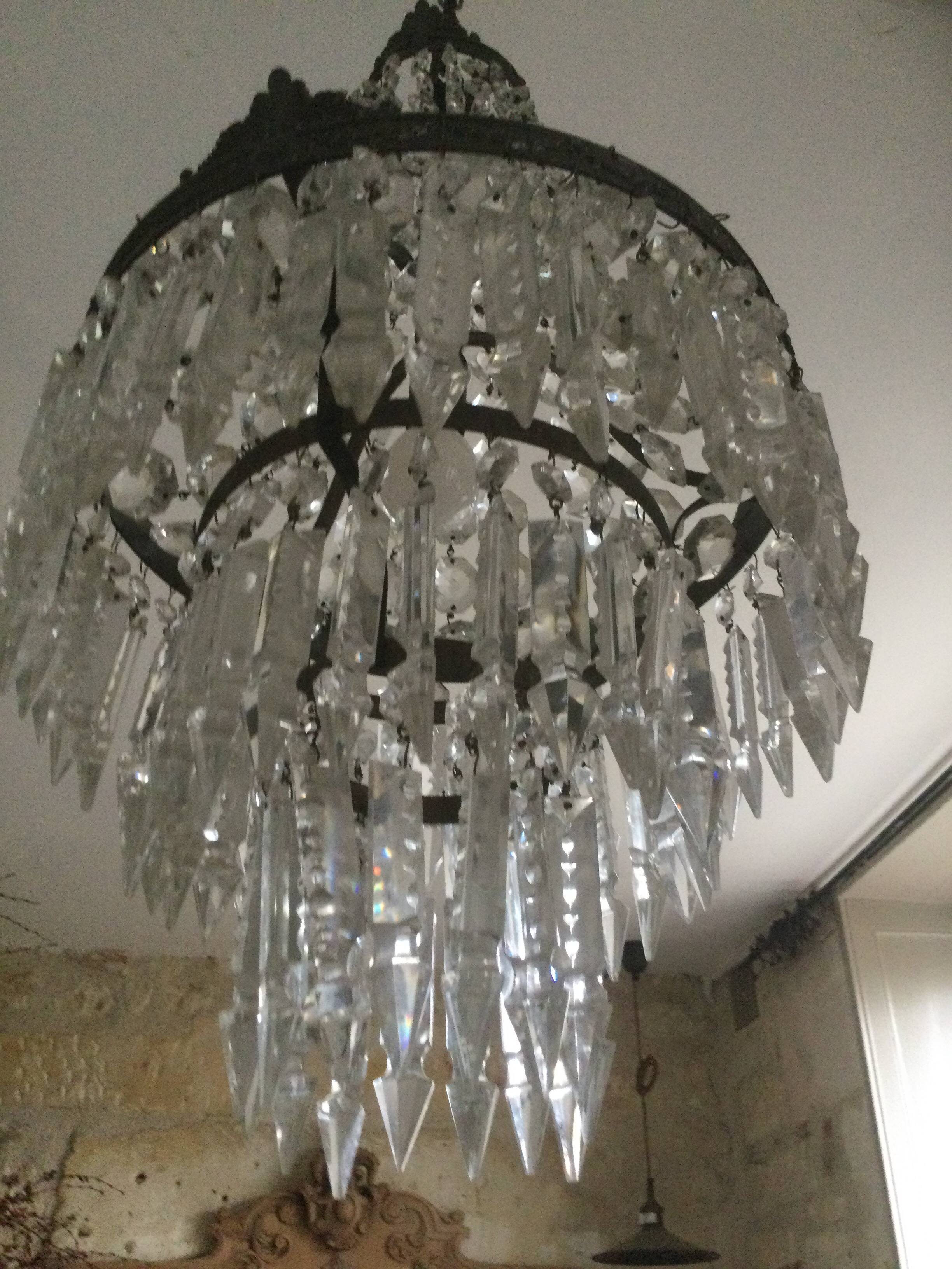 Lustre montgolfière ancien à pampilles