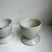 Trio de coquetiers blancs liseré doré années 50