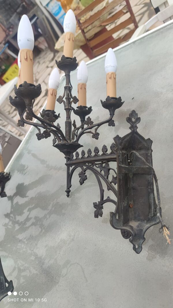 Paire d'appliques cathédrale du XIX siècle en bronze à 5 feux