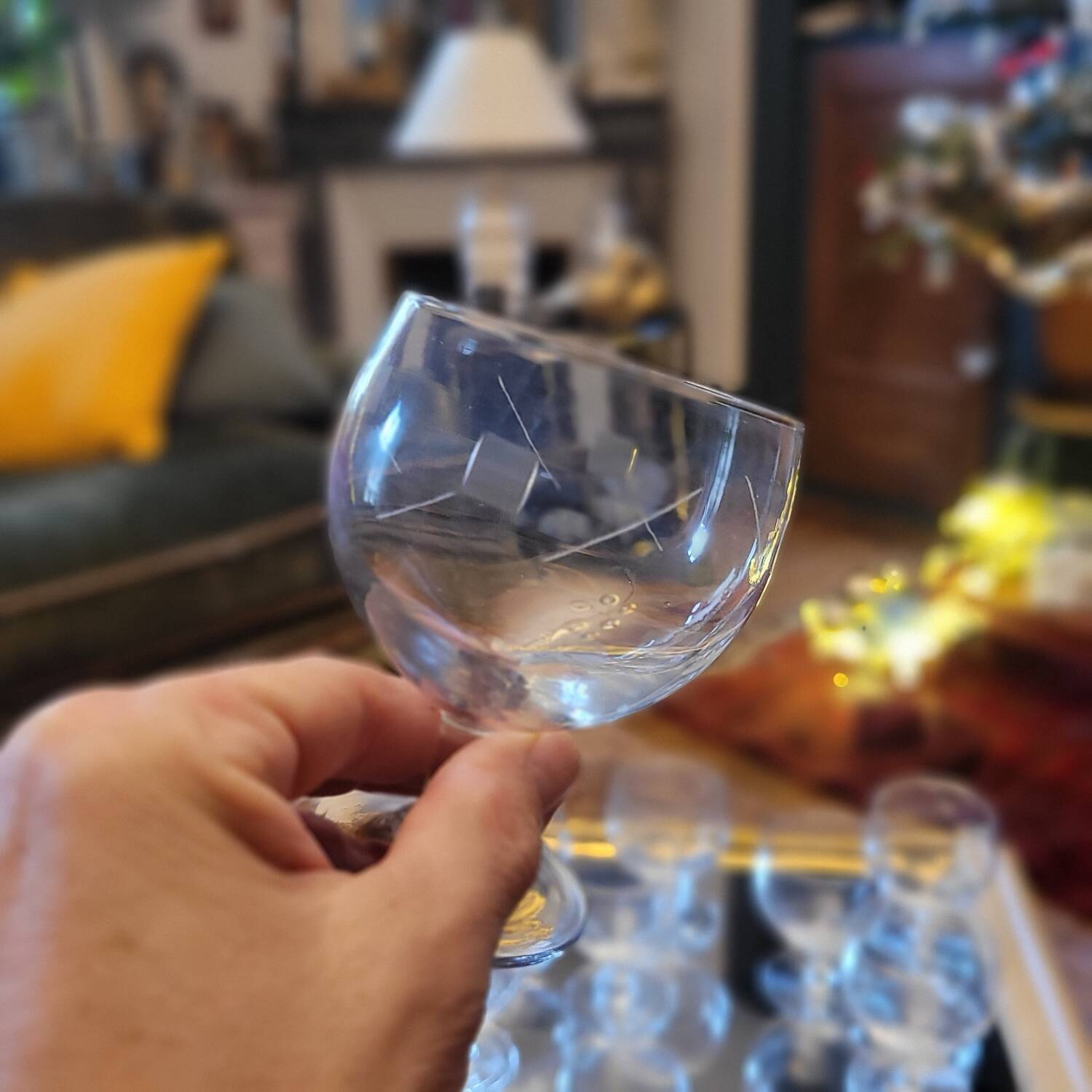 8 cut-glass balloon glasses – 1960s