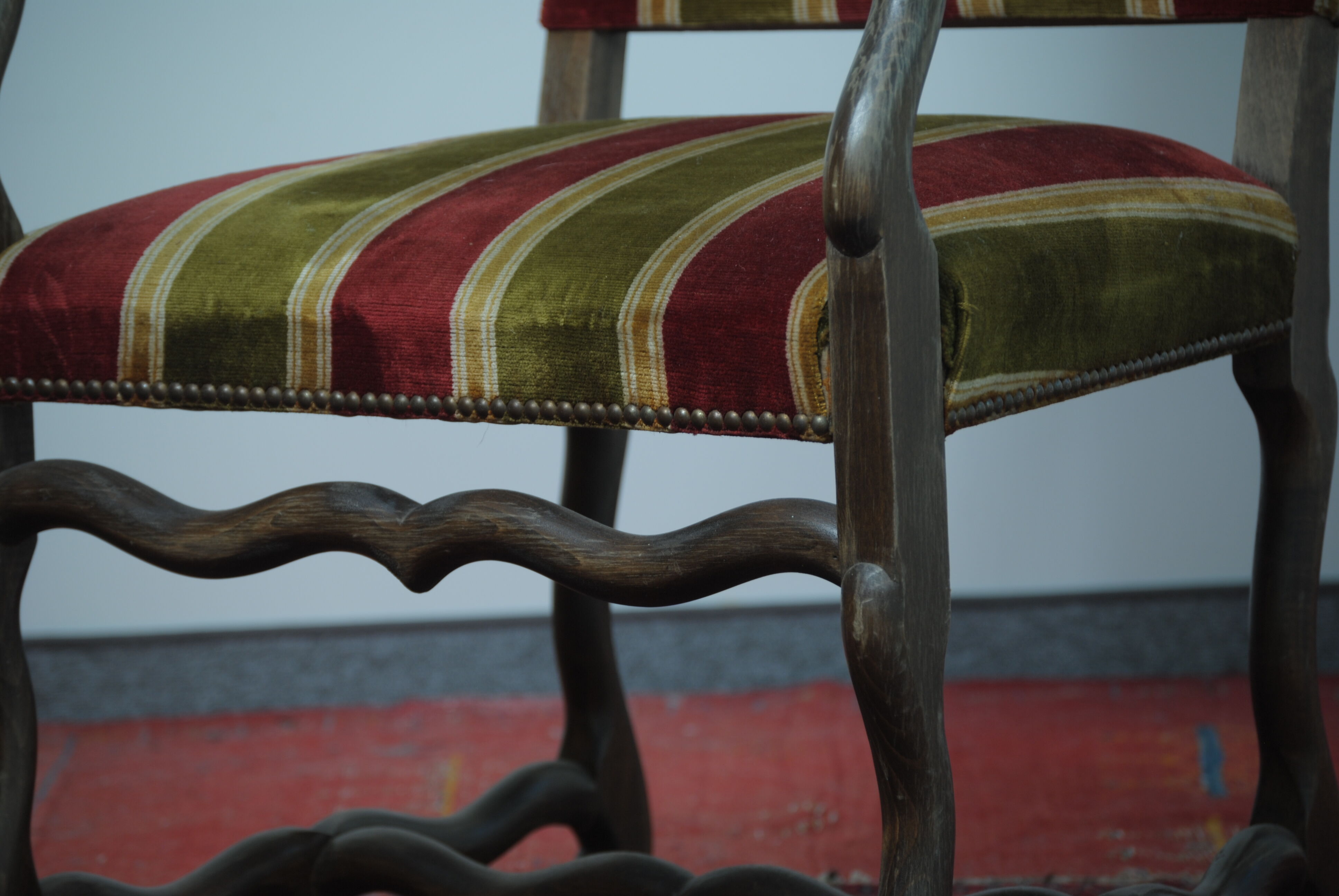 Louis XIII walnut sheep bone style chair