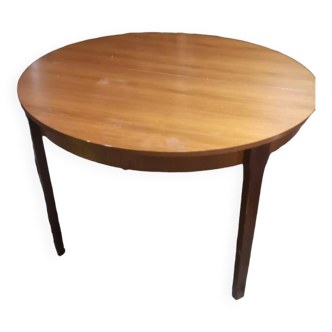 LB extendable Scandinavian table