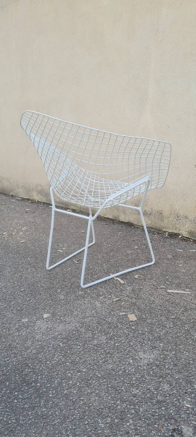 Diamond armchair by Harry Bertoia