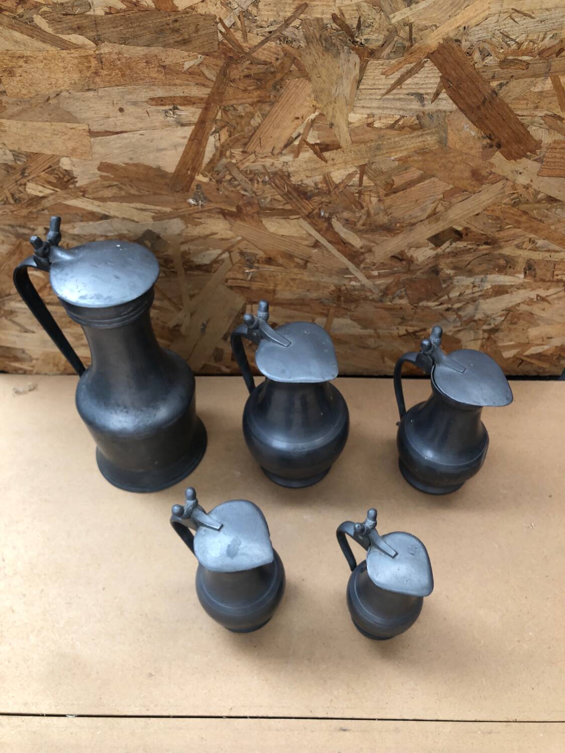 Series 5 old jugs measures vintage pewter pots