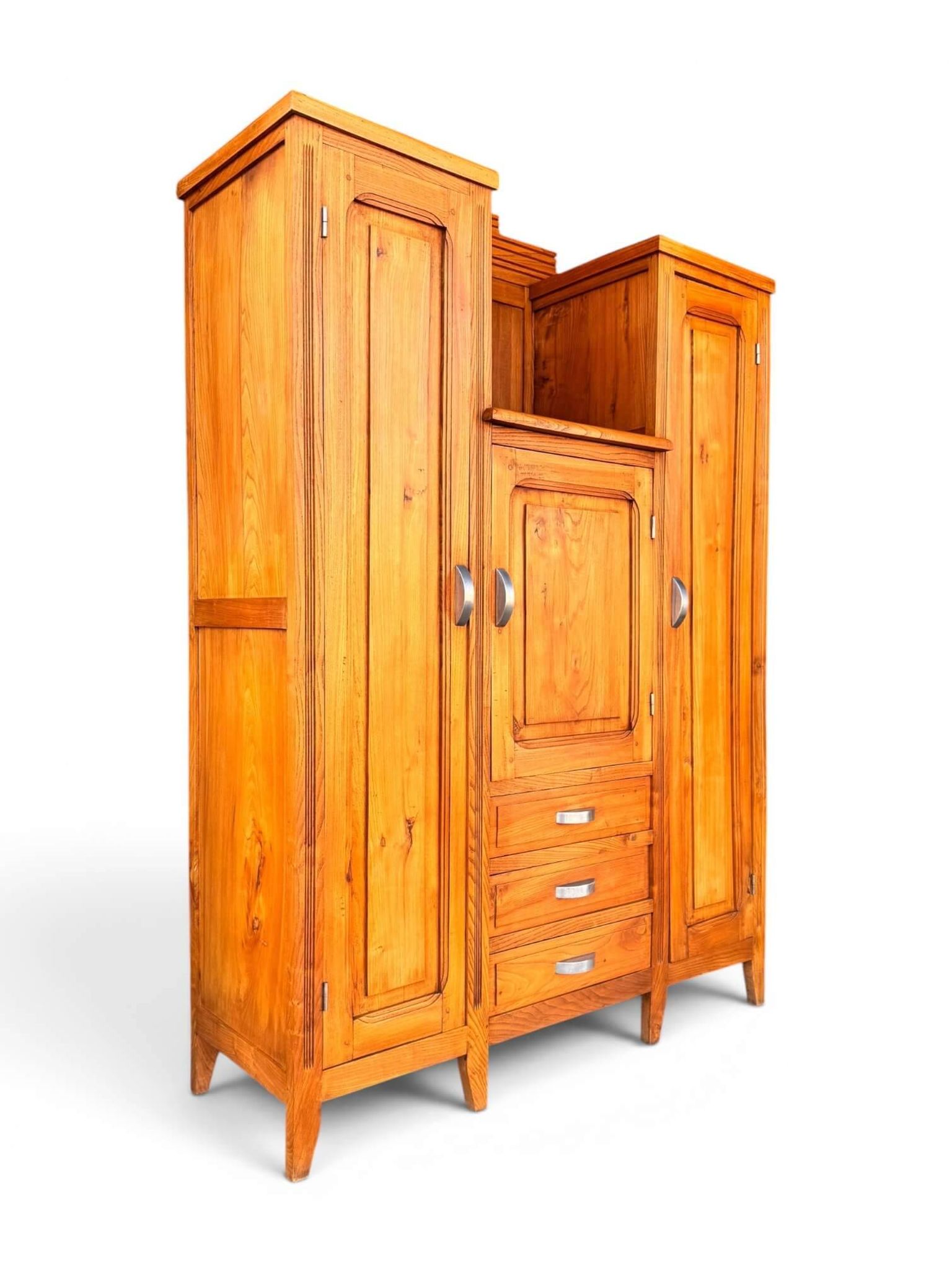 Armoire Art Déco asymétrique, vers 1940
