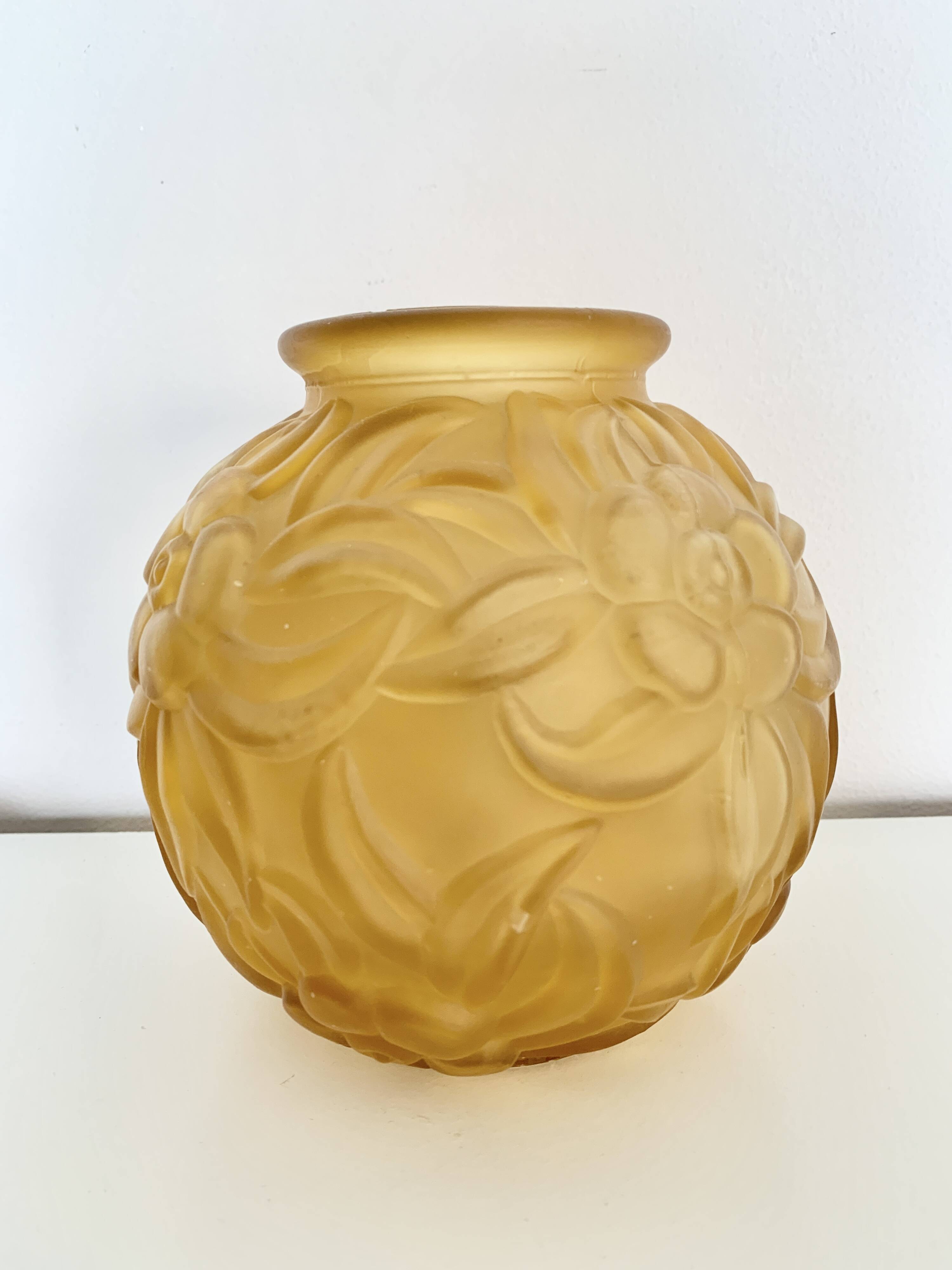 Art Deco orange moulded pressed glass round vase
