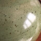 Green enamelled pot