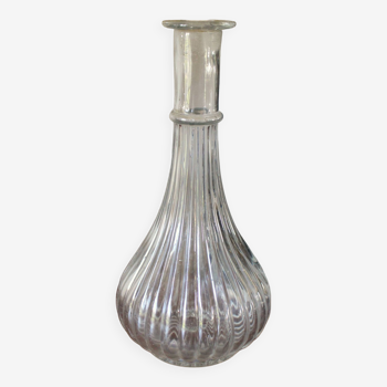 Round carafe with long fluted neck