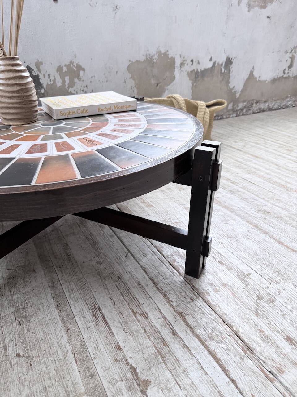 Round coffee table Roger Capron herbarium terracotta