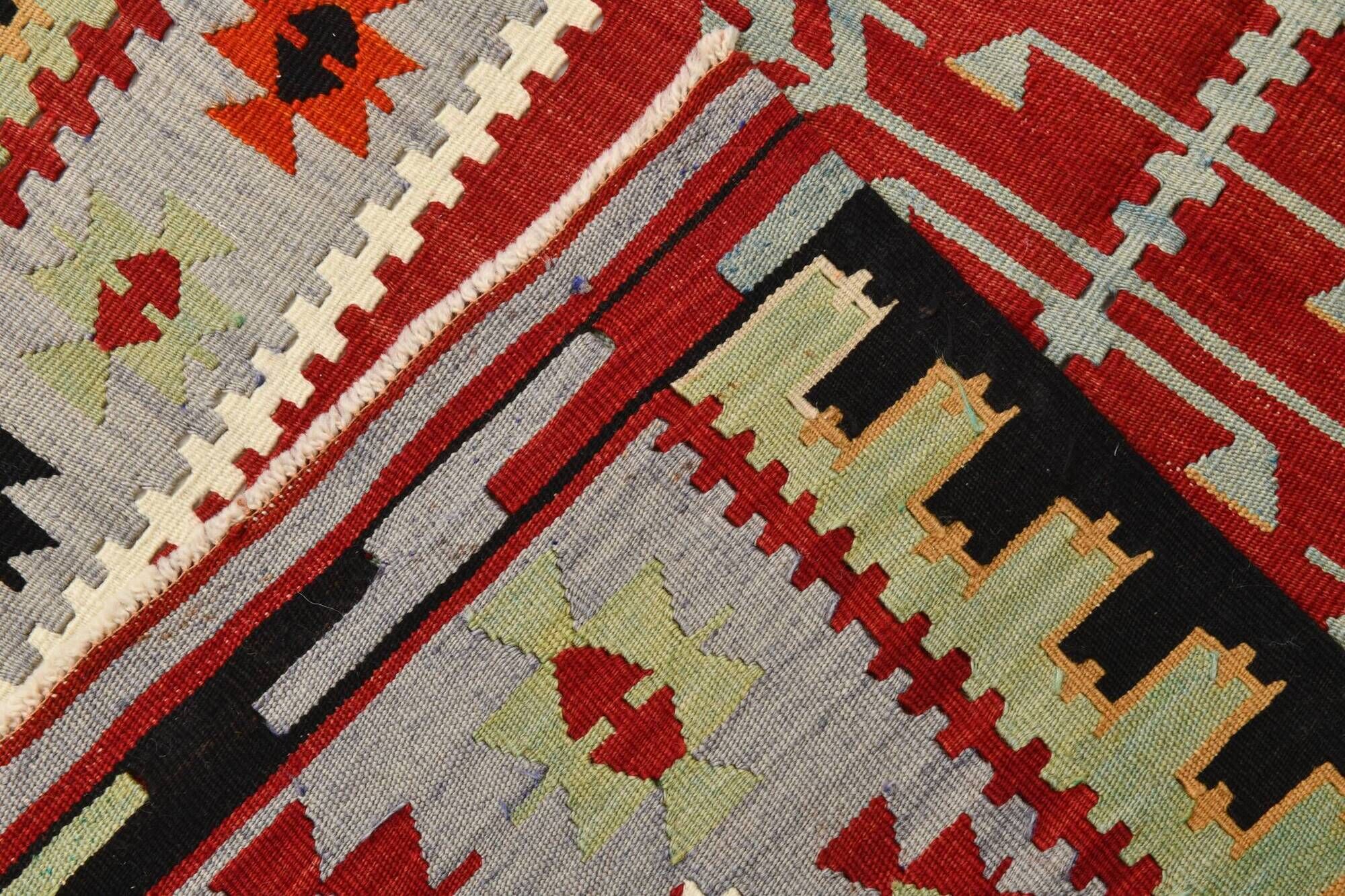 3x5 Red Green Tribal Vintage Kilim Rug, 88x147Cm