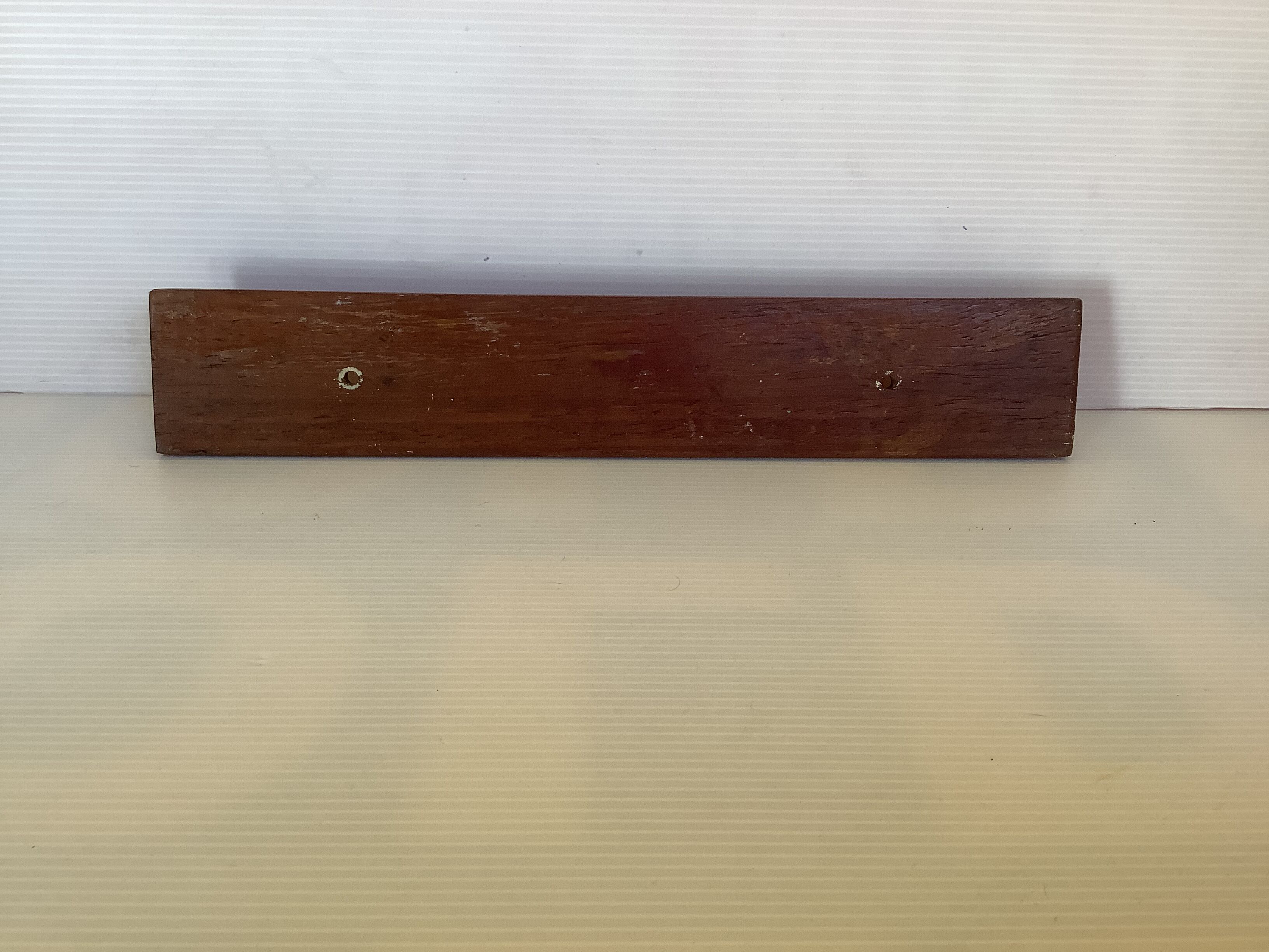 Wooden tea towel holder with 3 hooks