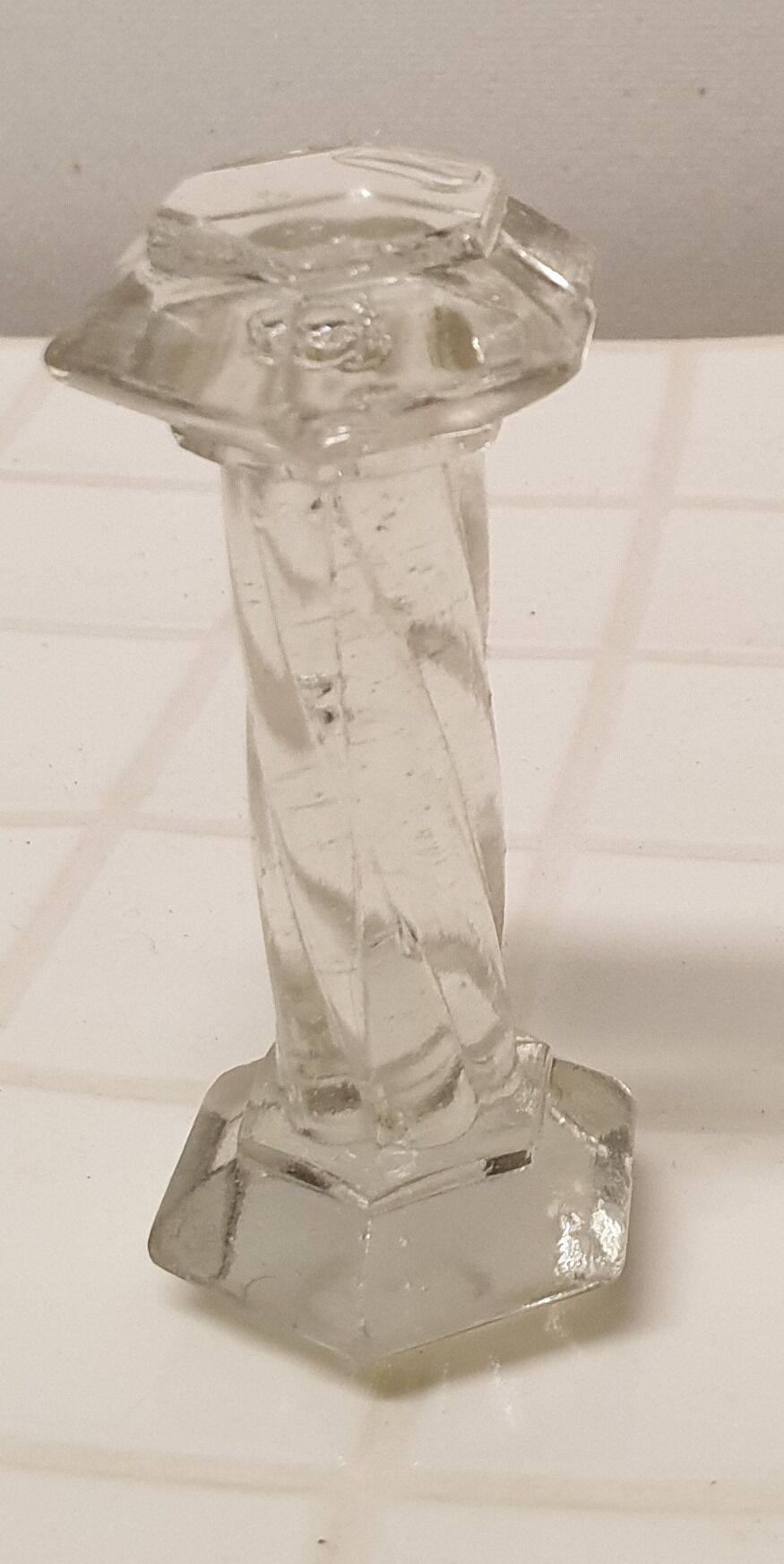 Lot de 19 porte-couteaux en verre