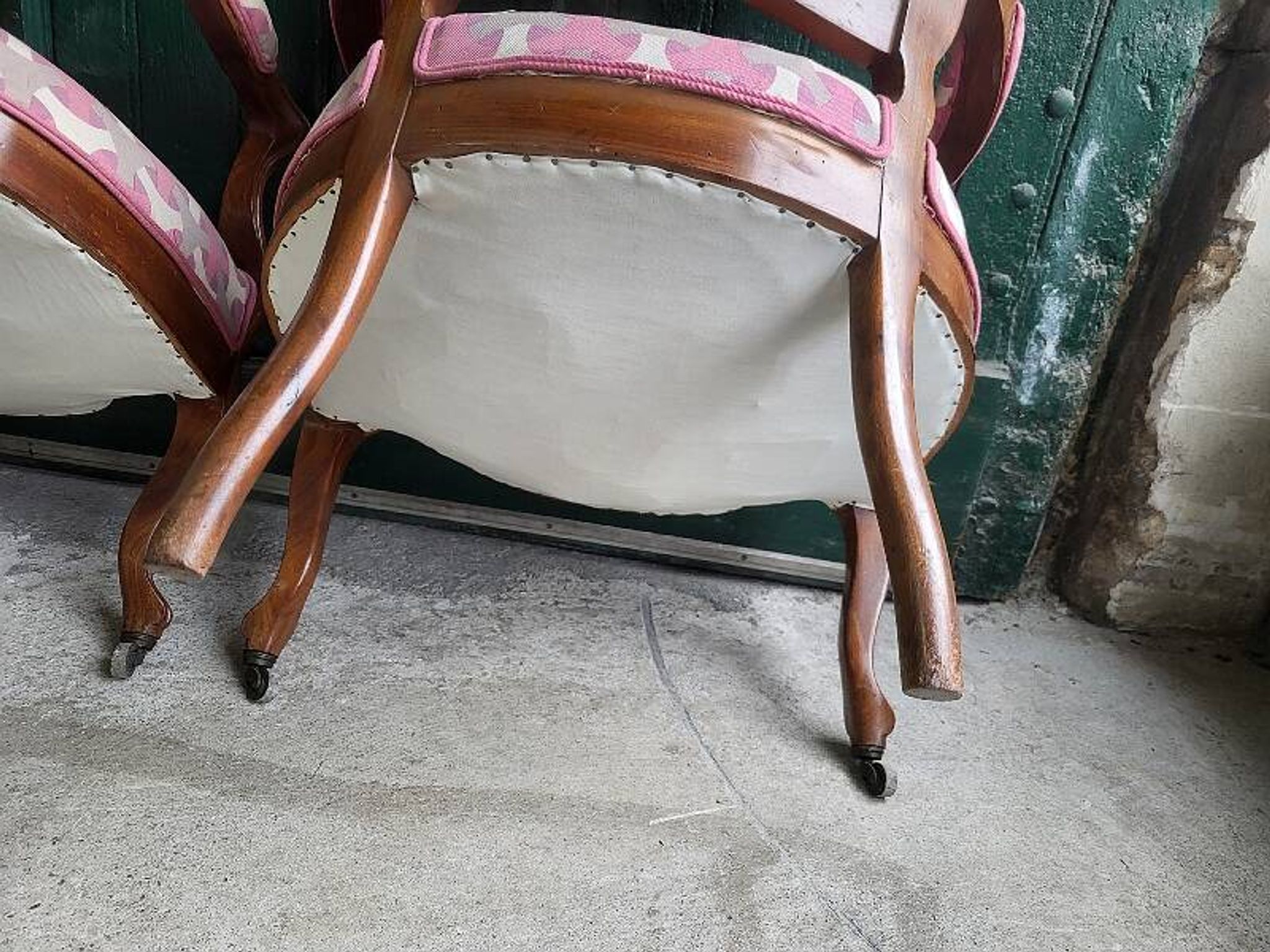 Paire de fauteuils louis philippe en noyer