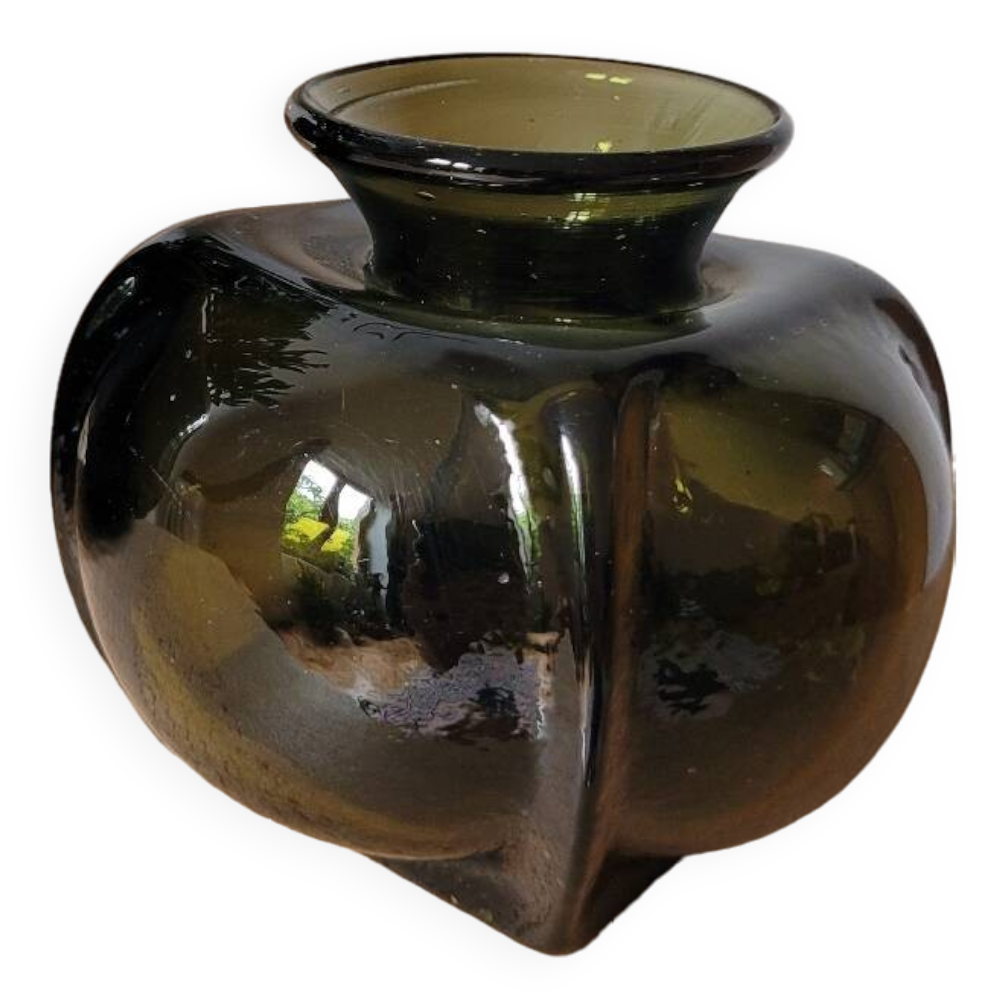 Round smoked glass vase