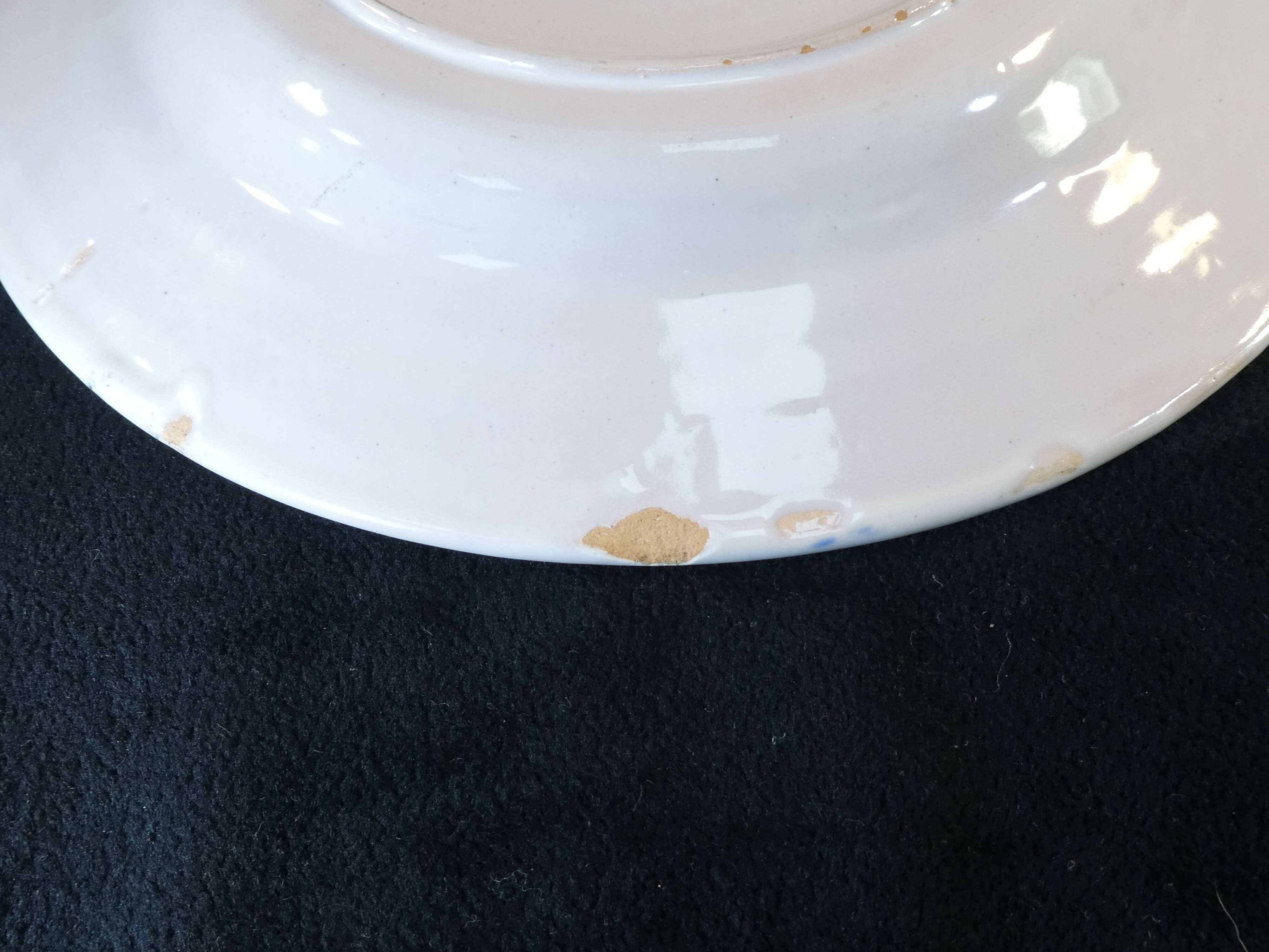 Plate in faience hr quimper decoration of breton