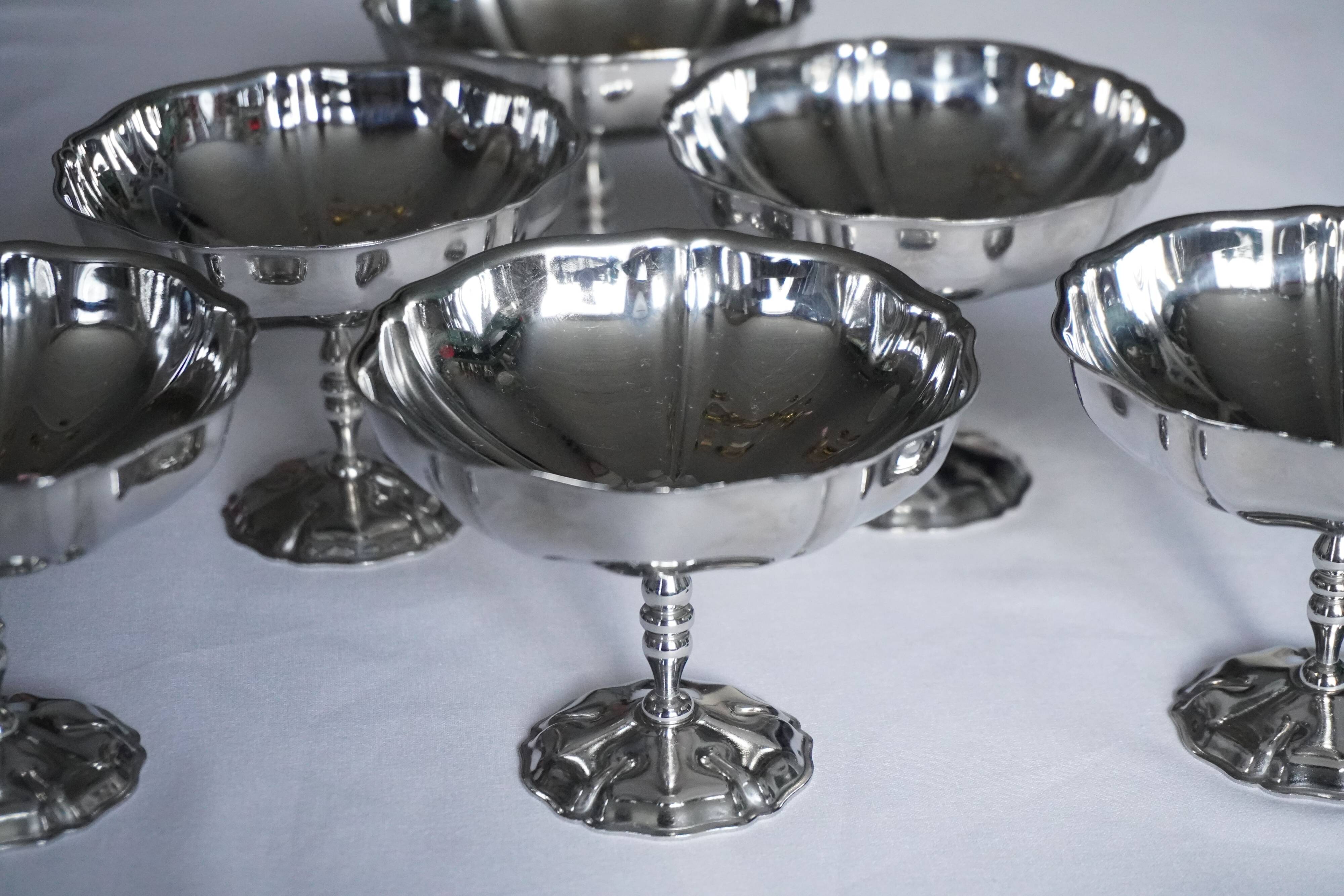 Lot de 6 coupes (à glace) en métal