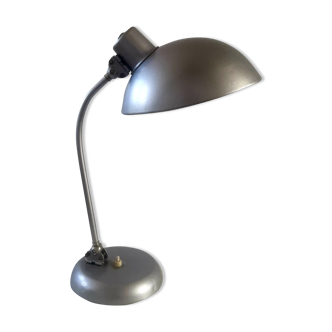 Metal lamp with desk ball joints