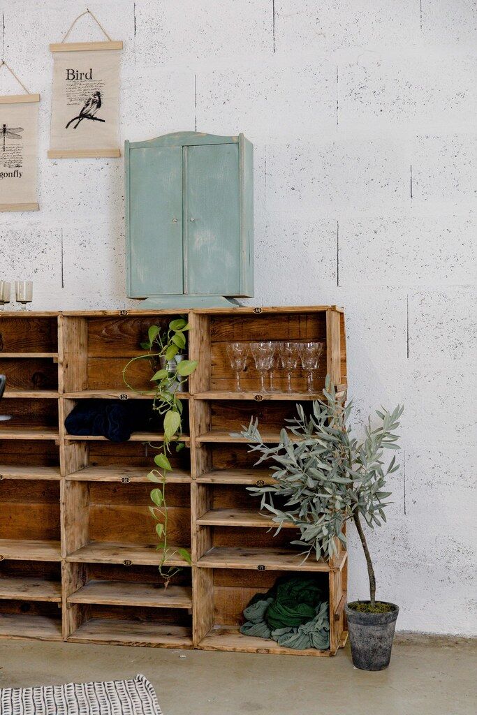 Furniture with 38 factory lockers