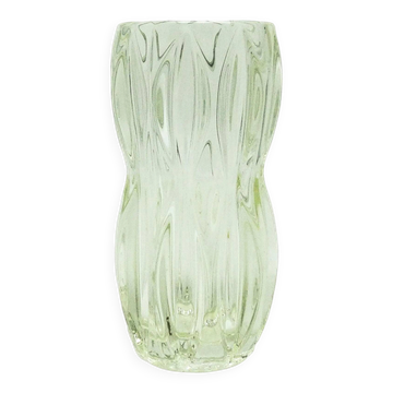 Vase, art déco, purple glass, designed by R. Schrotter, Inwald Glassworks, Czechoslovakia, 1930s