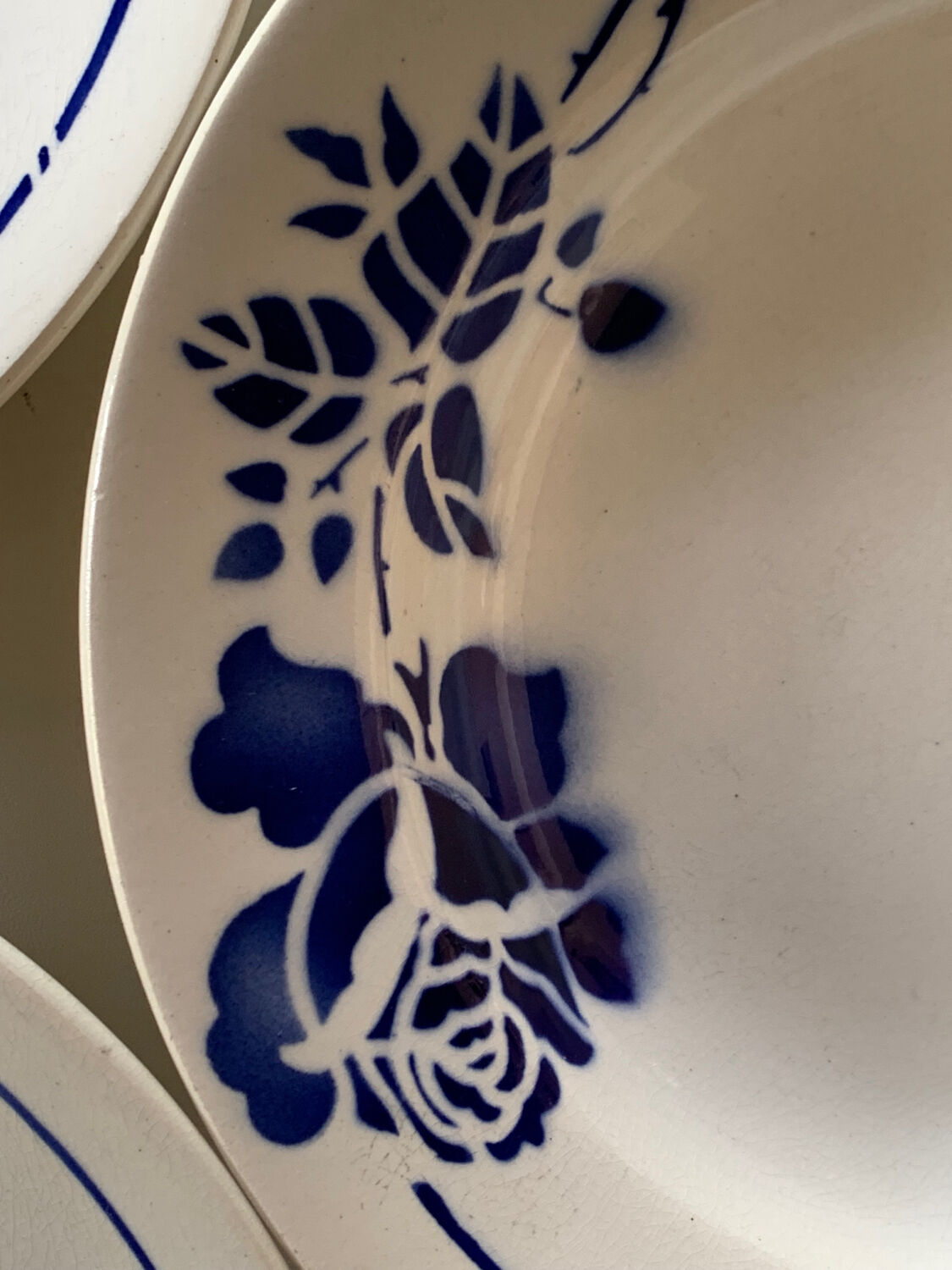 Hollow plates St Amand