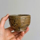 6 petites coupelles en grès pyrite artisanale.