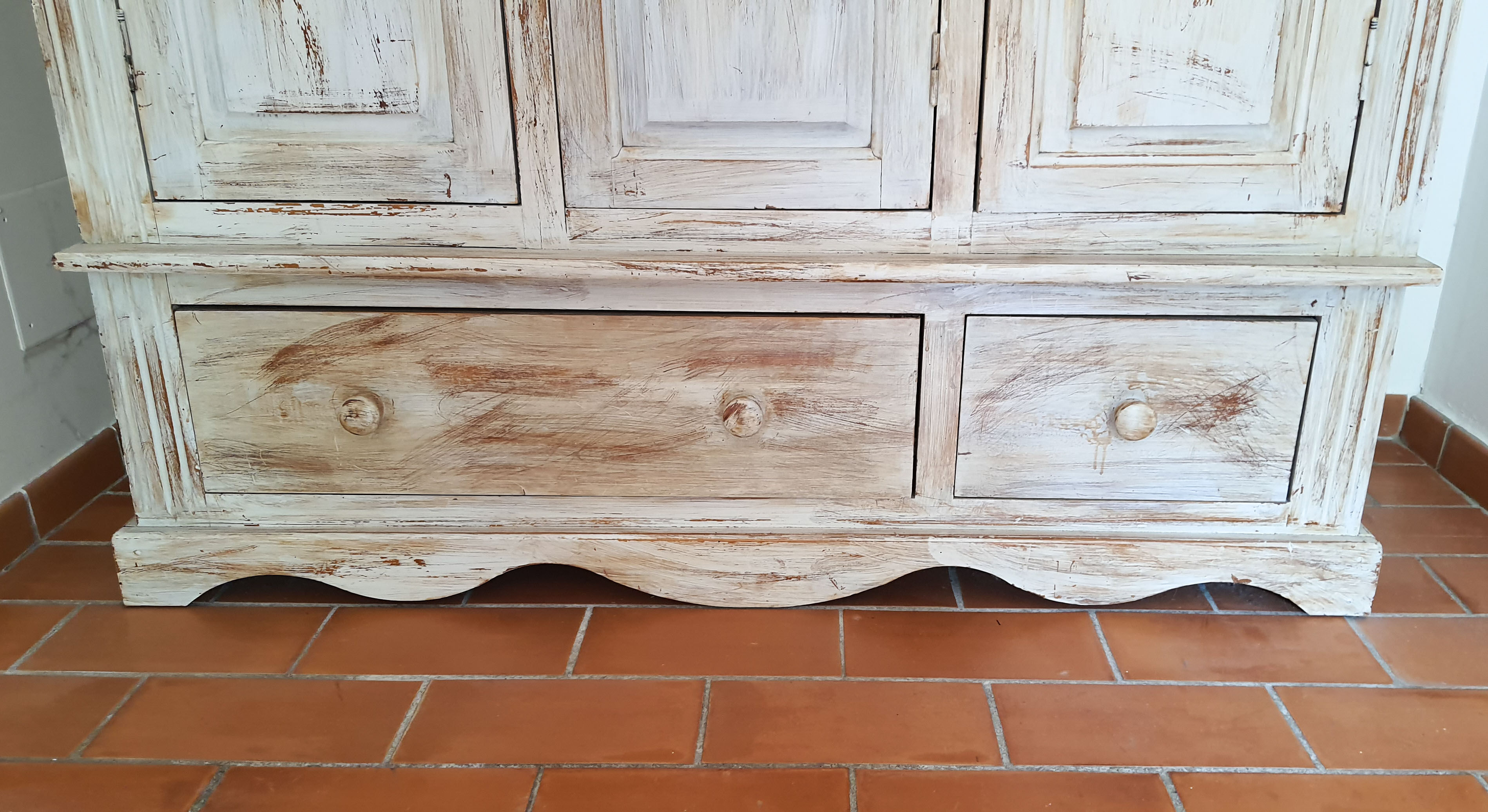 Wardrobe wardrobe 3 doors cerused gray pastel green