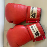 Boxing gloves