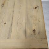 Farm table