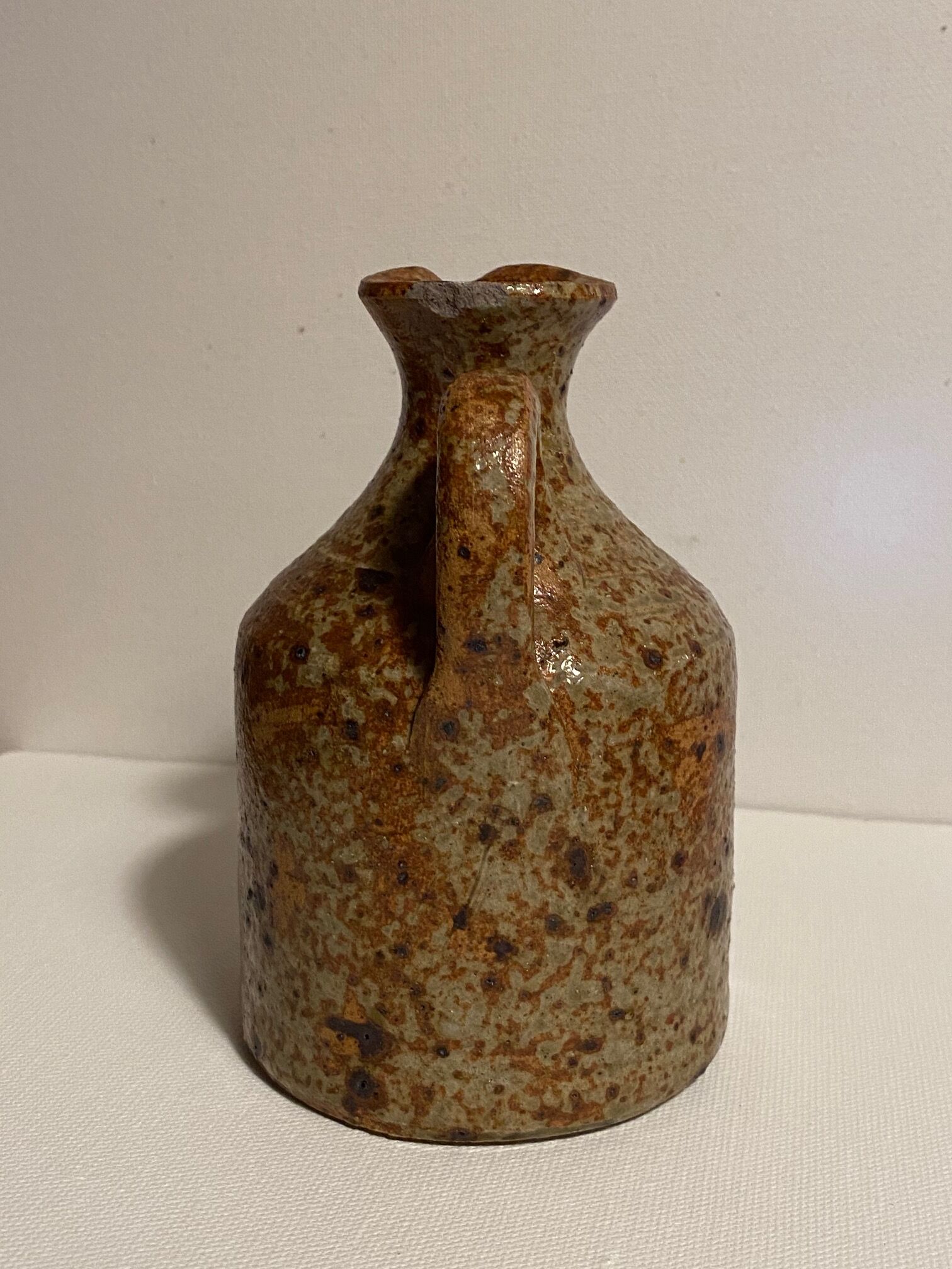 Jug in Gré Pyrite