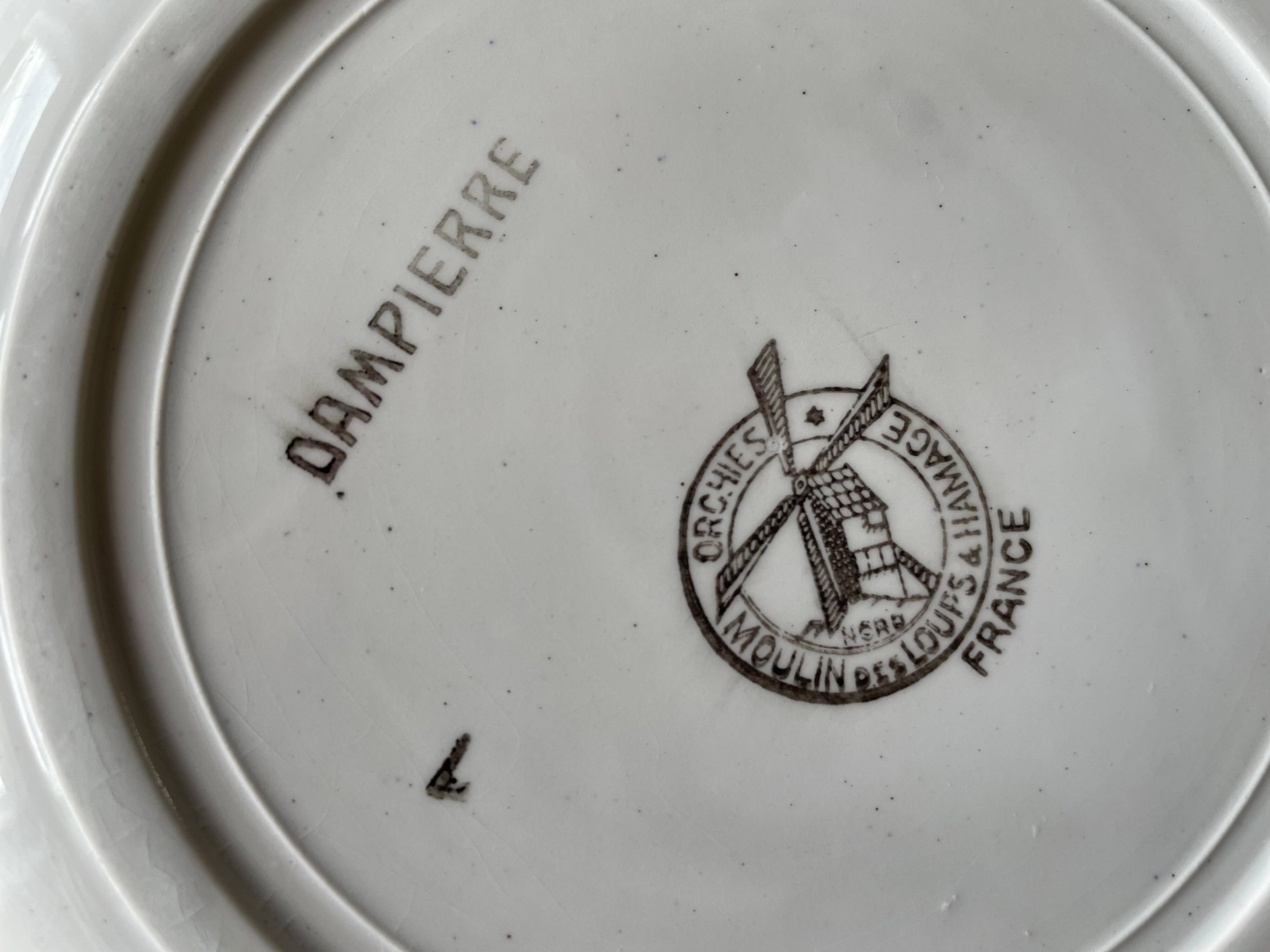 6 antique flat plates in Saint-Amand earthenware (Nord)