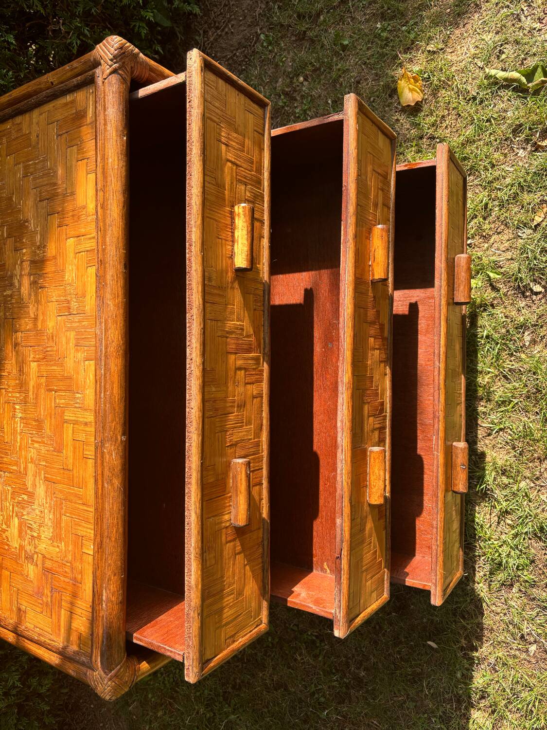 Rattan chest of drawers