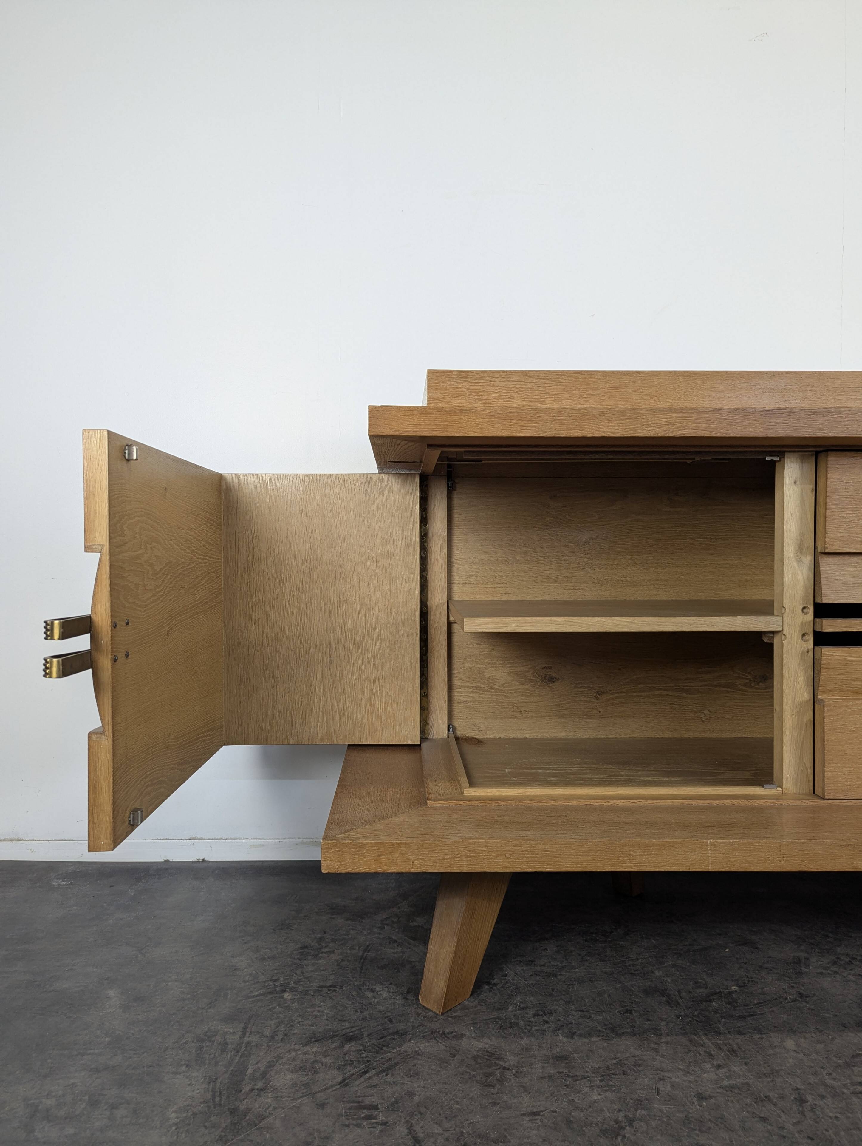 Enfilade moderniste période Perret en chêne clair