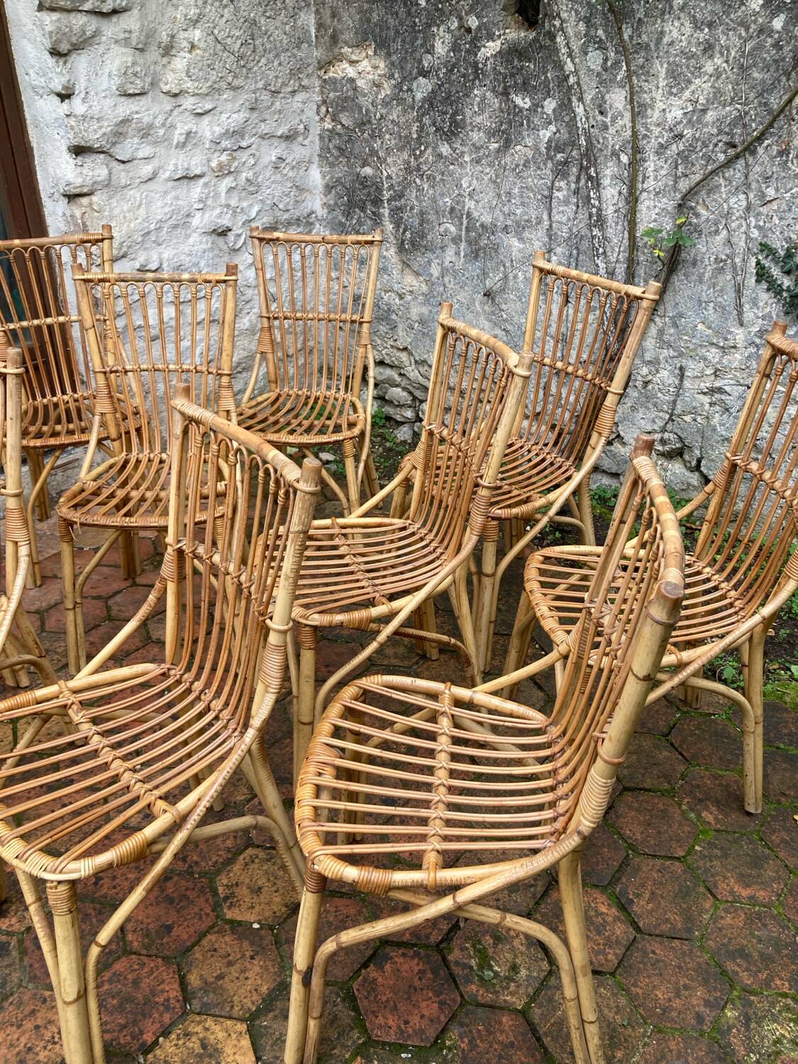 Lot de 10 chaises en rotin vintage