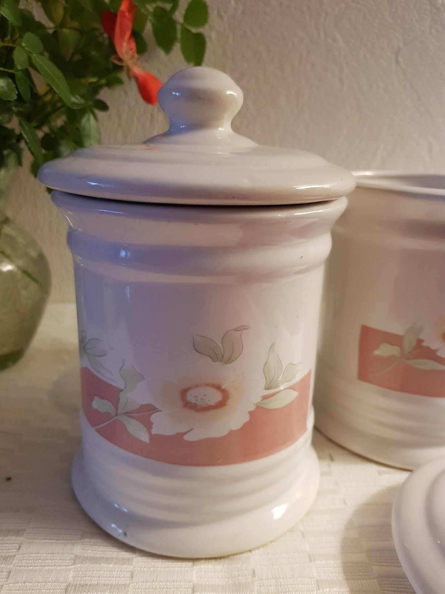 Set of 2 vintage ceramic pots