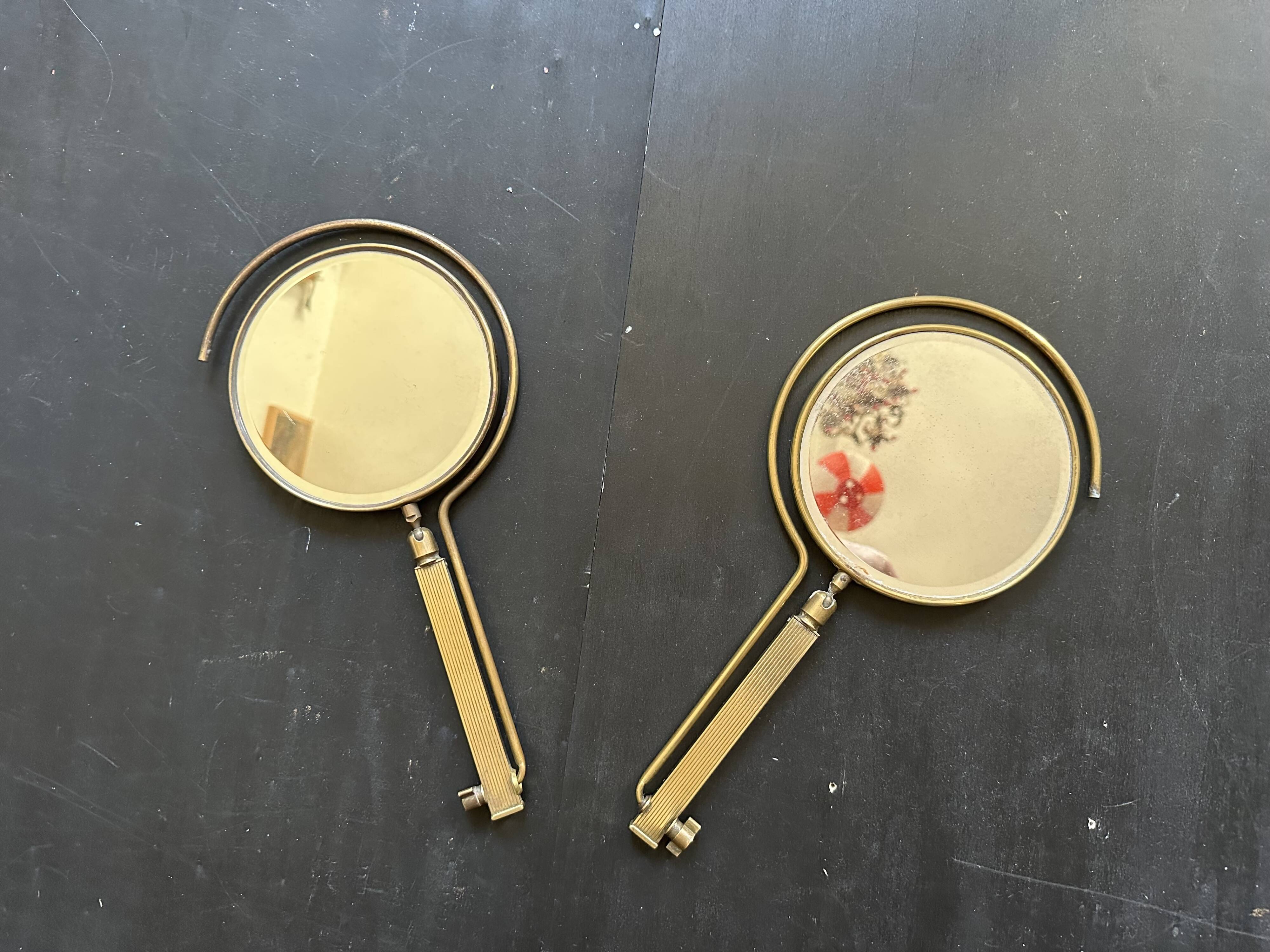 Adjustable table mirror in gilded brass, 1950, France