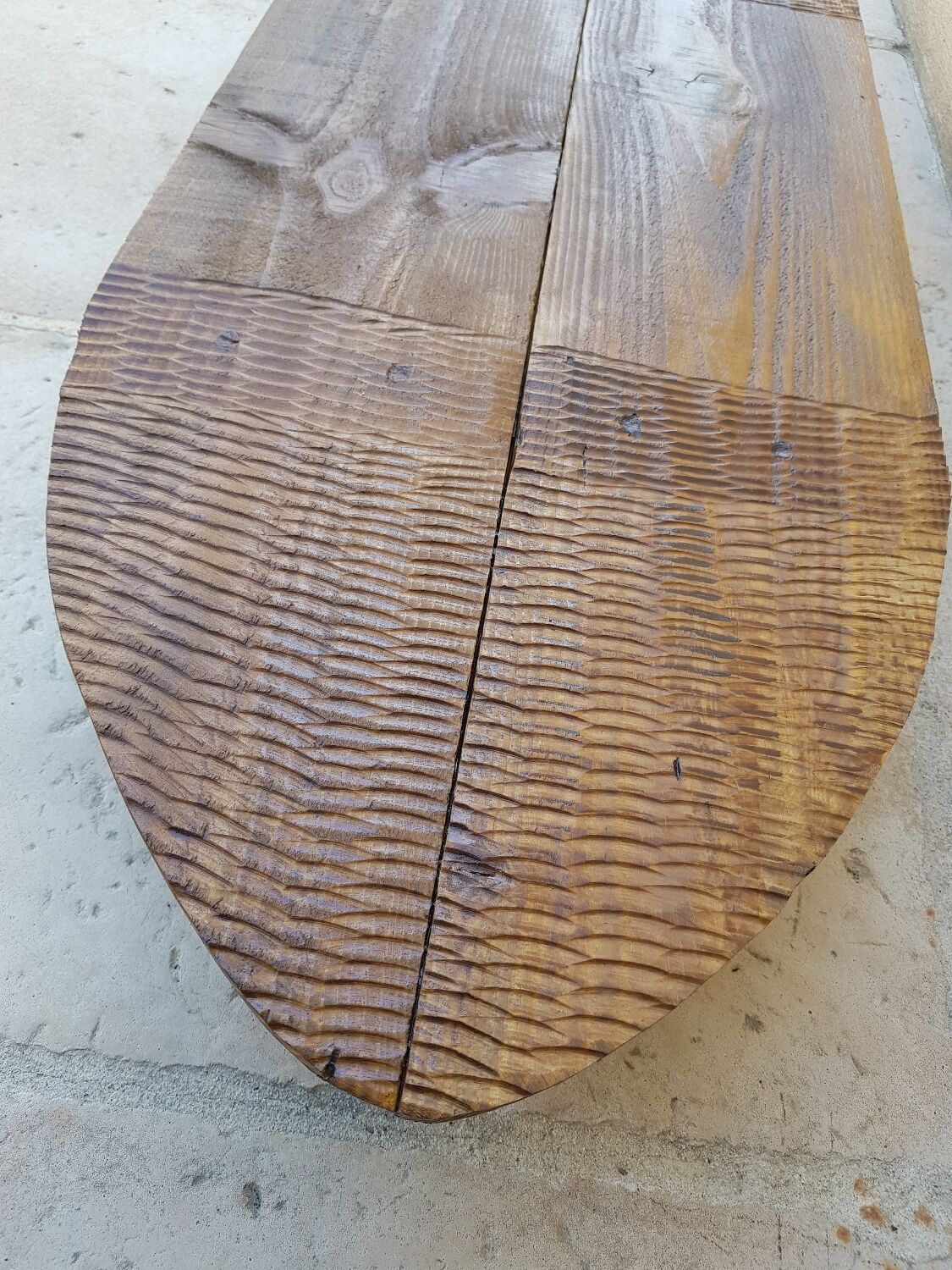 Table basse tribale