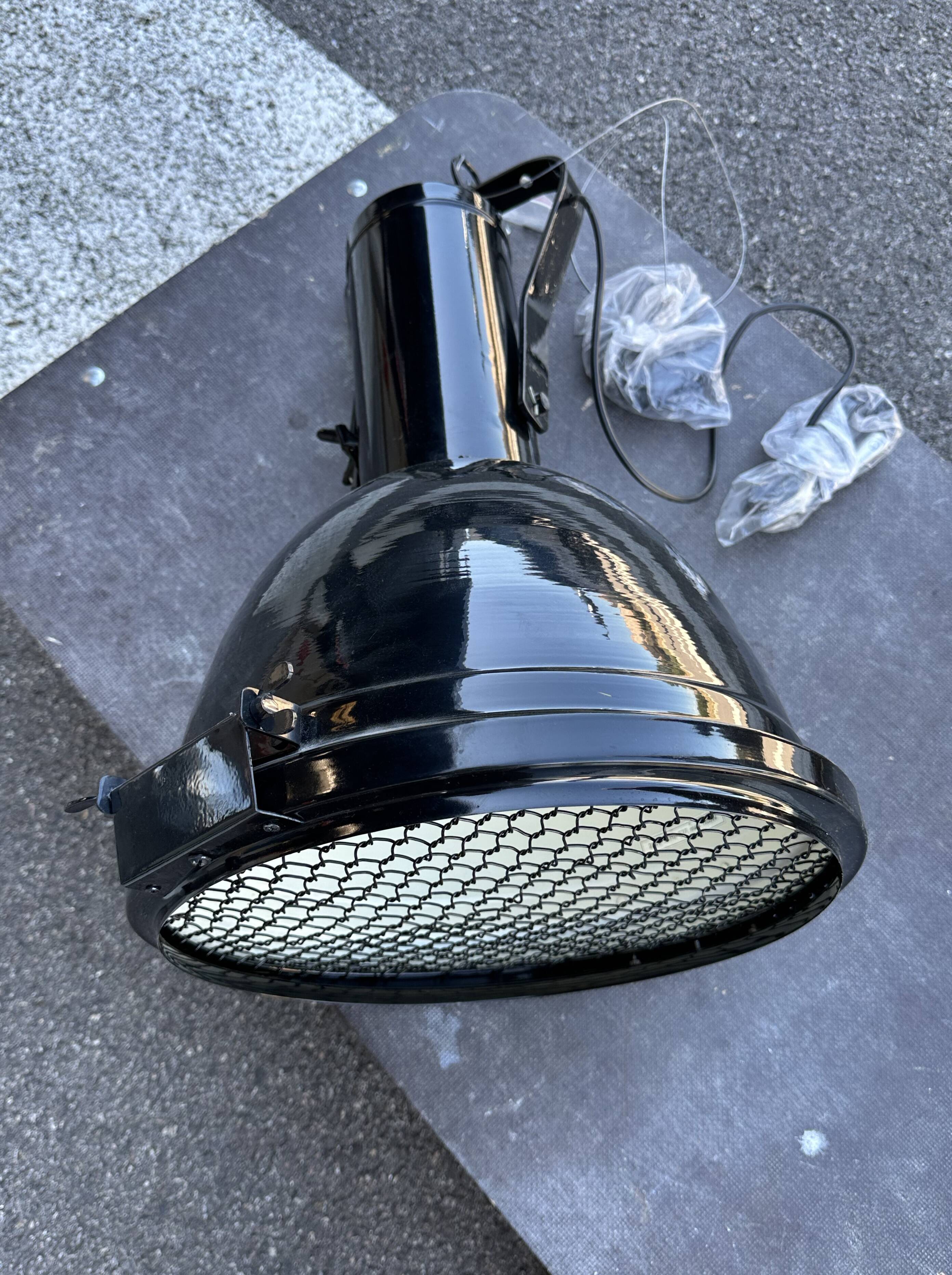 Lampe Mega Spot, gamelle orientable de style industriel, neuve