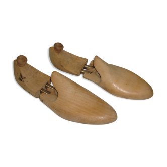 Paire d'embauchoirs forme à chaussure en bois & métal T.8