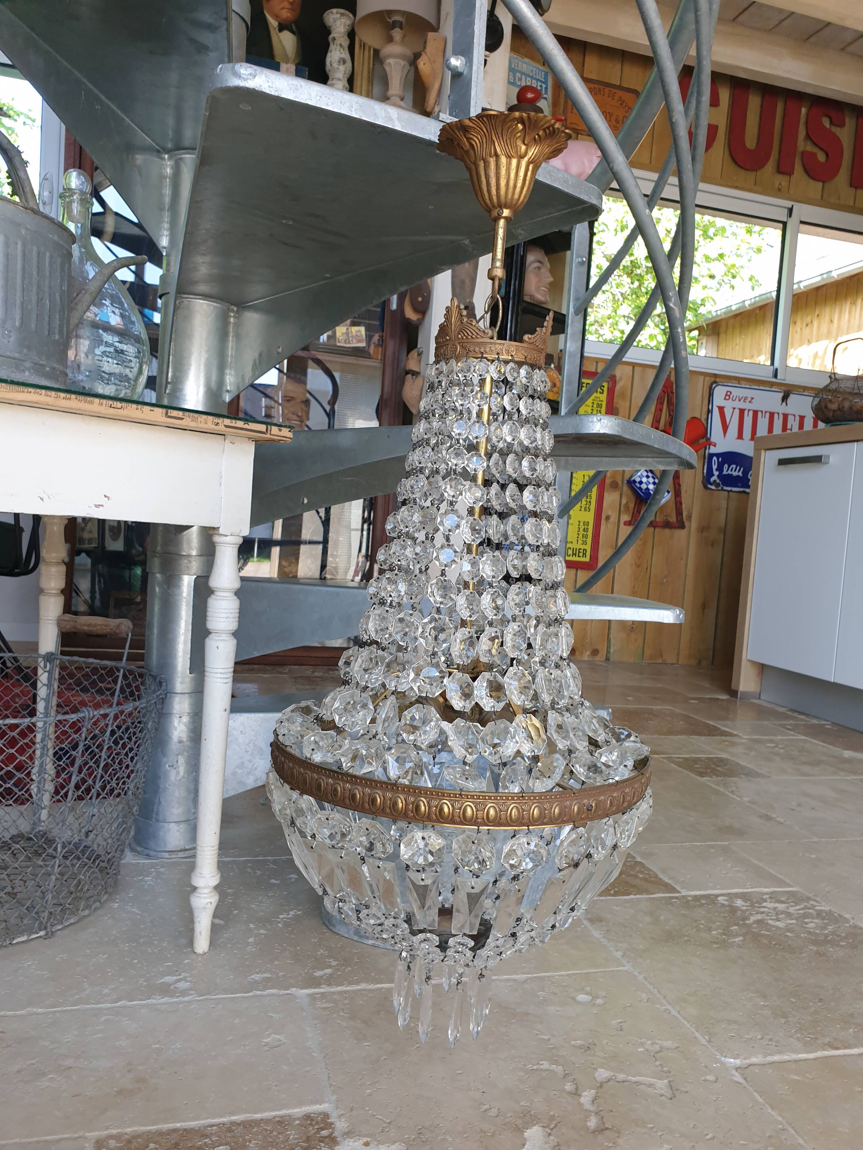 Hot air balloon chandelier