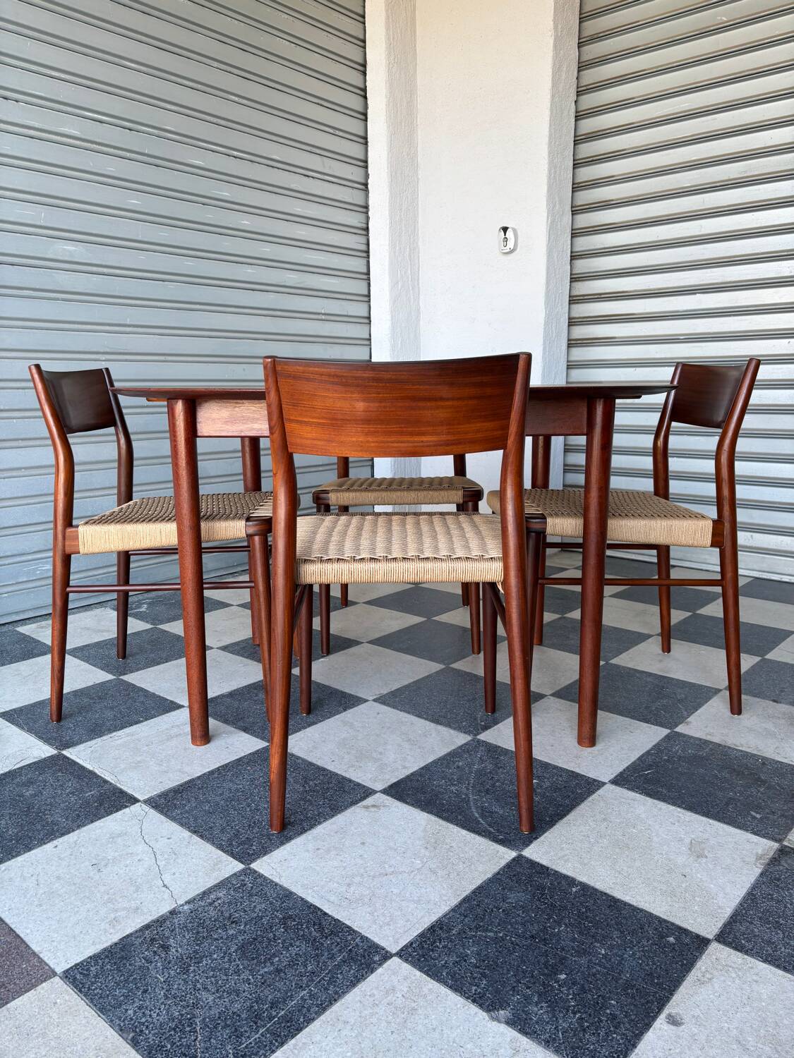 Set of 5 chairs from the 1950s designed by Georg Leowald.