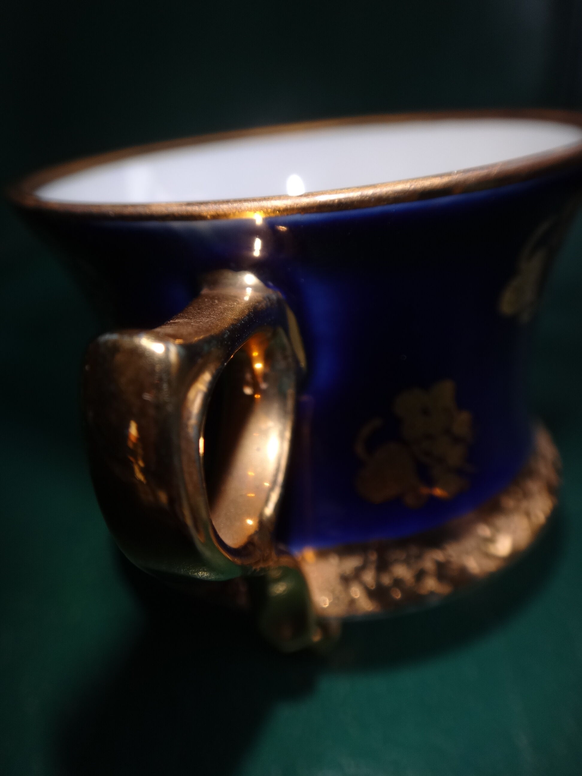 mini cup and old cup numbered