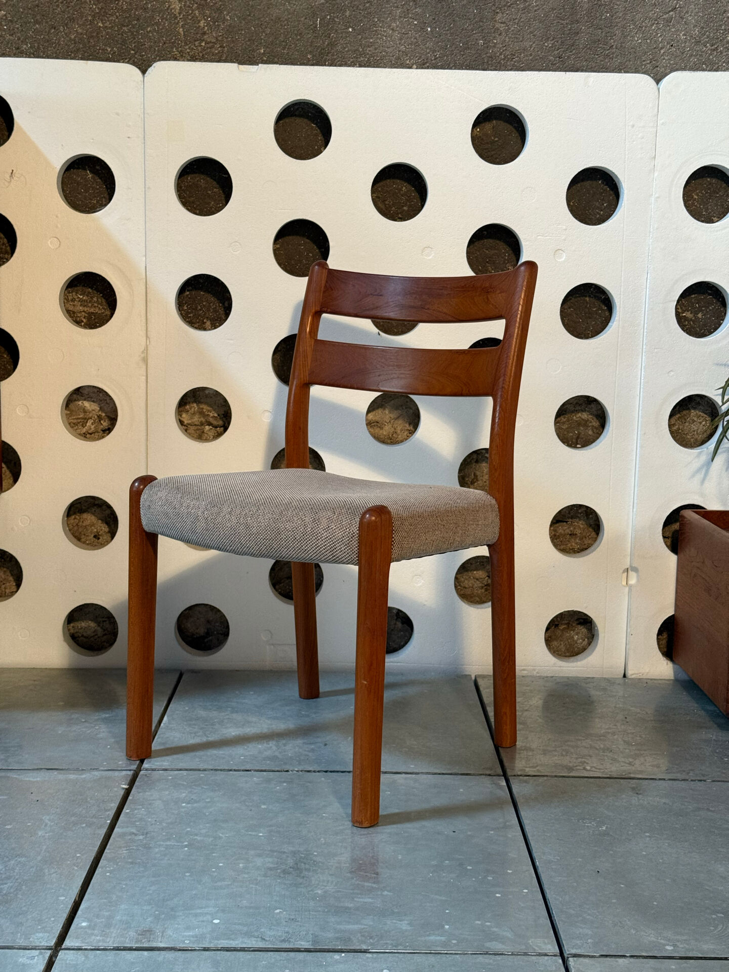 Teak Chairs - Emc Møbler - Denmark